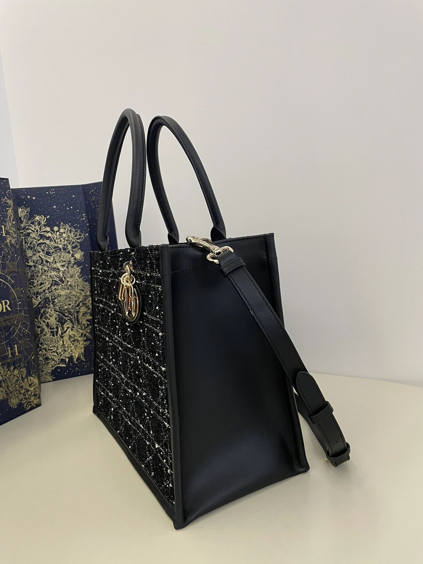 MOMO-- 4ior M1324OTKV_M911 high quality version Tote cowhide item:E-B813A1279