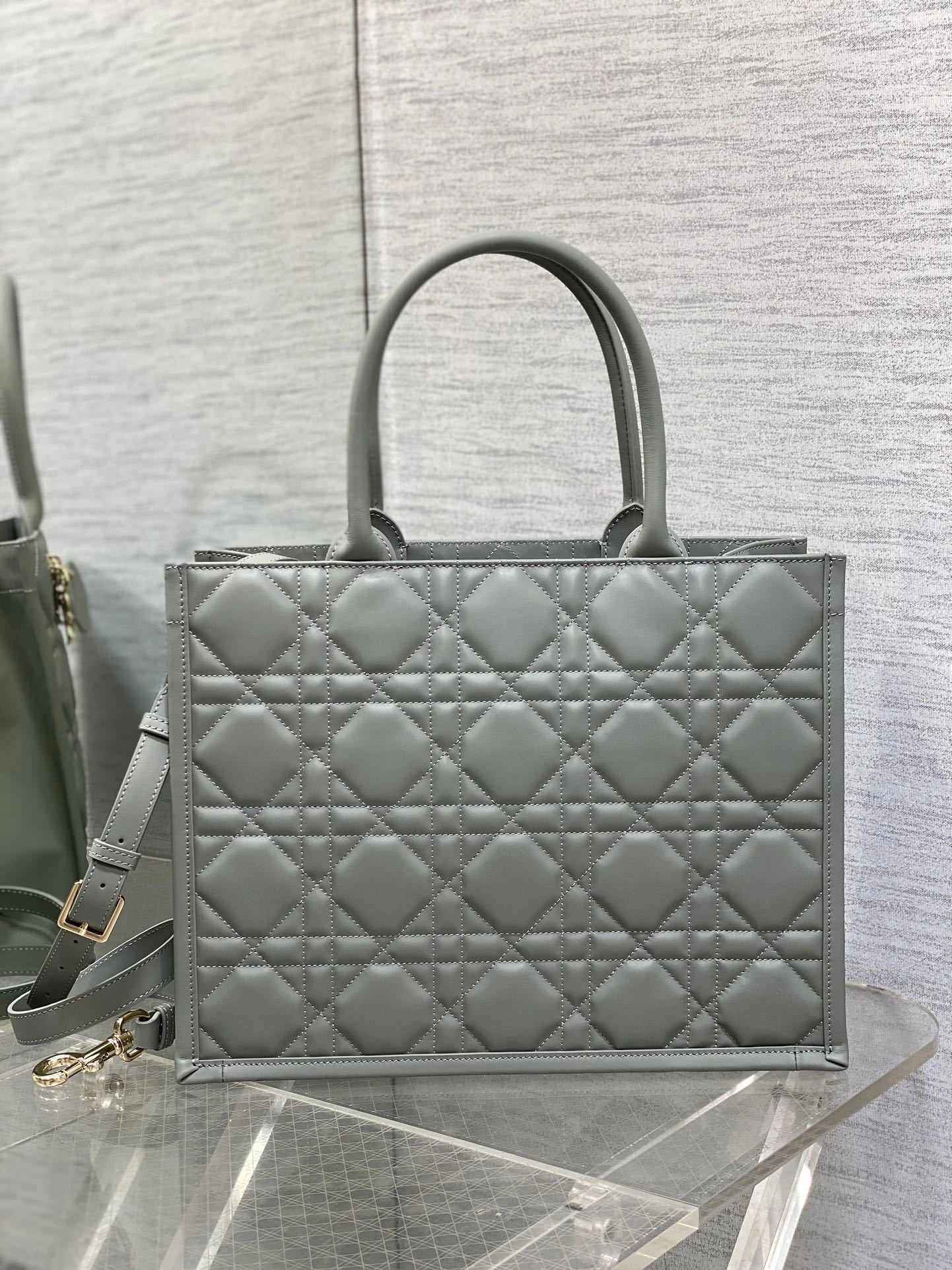 MOMO-- 4ior M1324OWHP-M41G Calfskin item:D-B109F2097