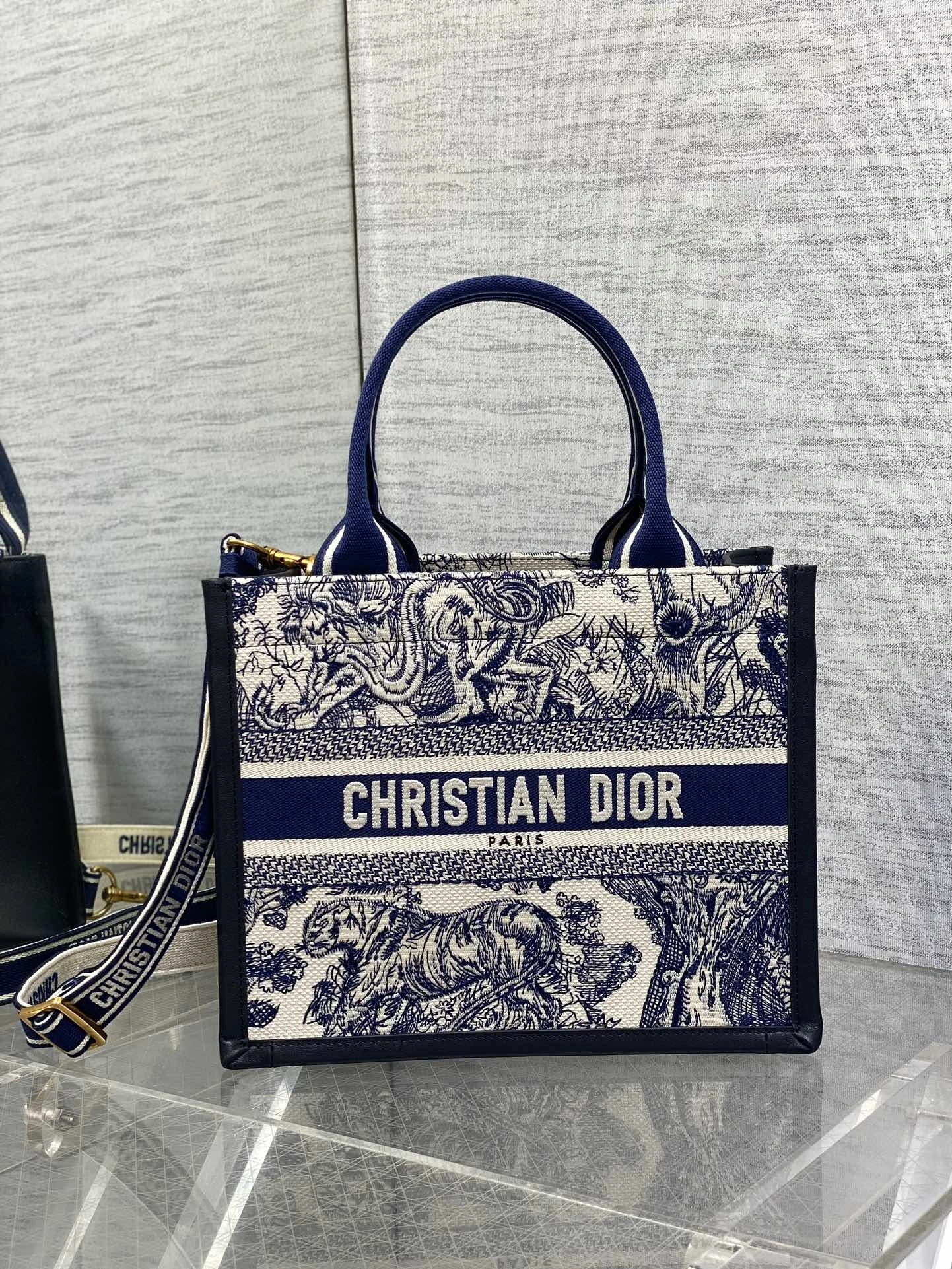 MOMO-- 4ior M1325CETK_M34I high quality version Tote item:D-B109K0404