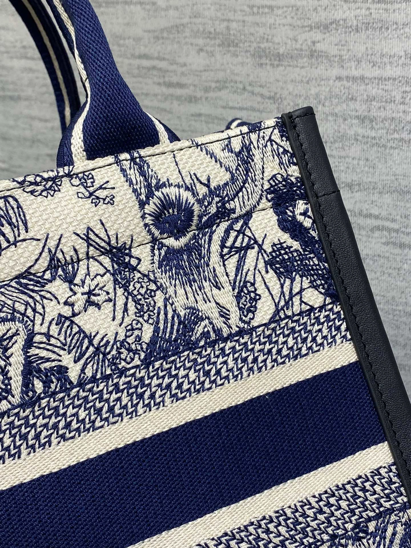 MOMO-- 4ior M1325CETK_M34I high quality version Tote item:D-B109K0404