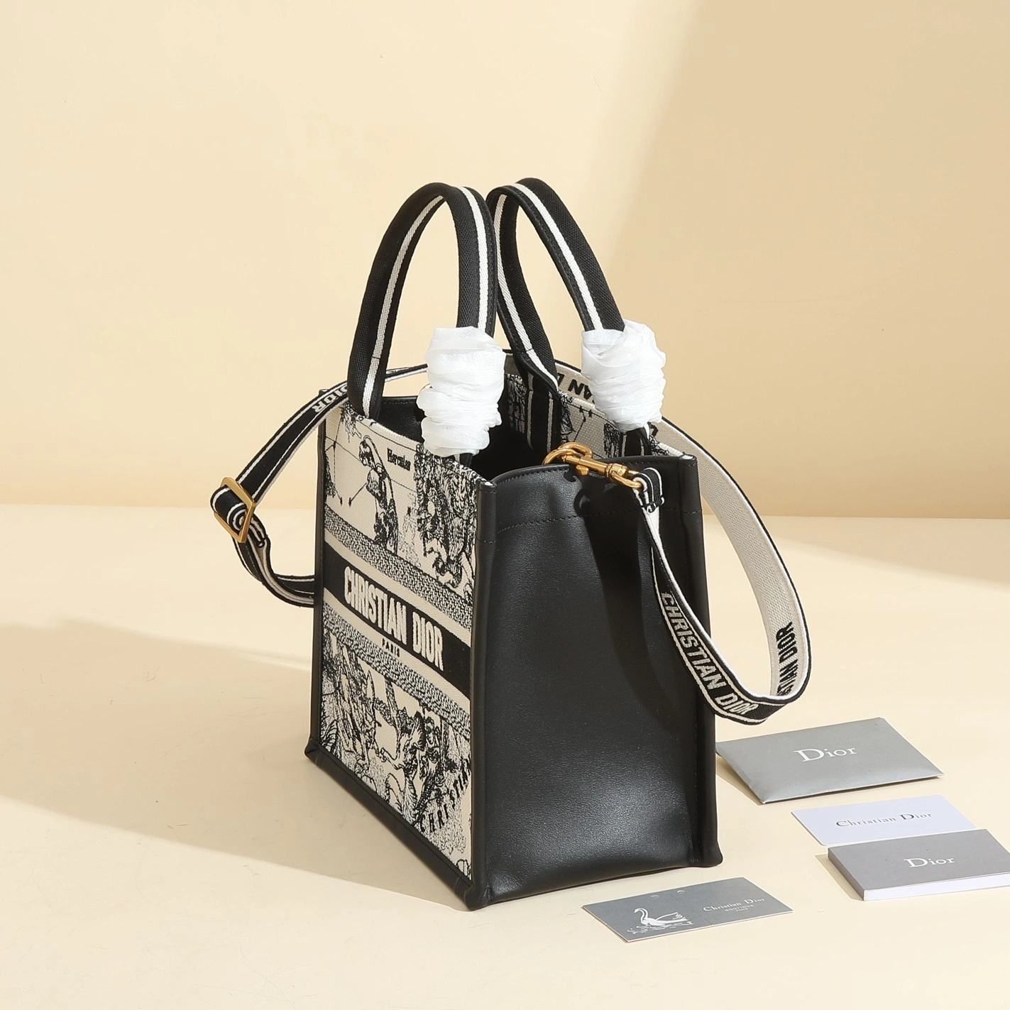 MOMO-- 4ior M1325CETW_M06E high quality version book tote item:D-B225K0405