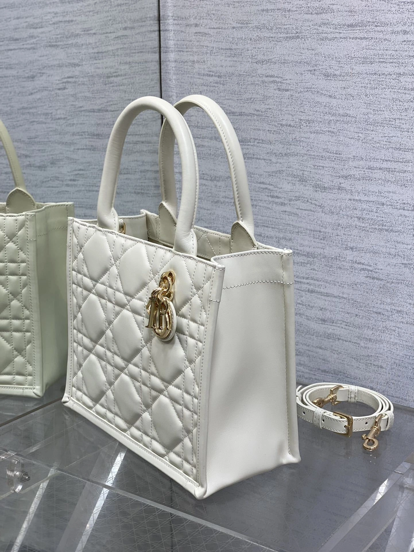 MOMO-- 4ior M1325OWHP-M030 Calfskin item:D-B109F2081