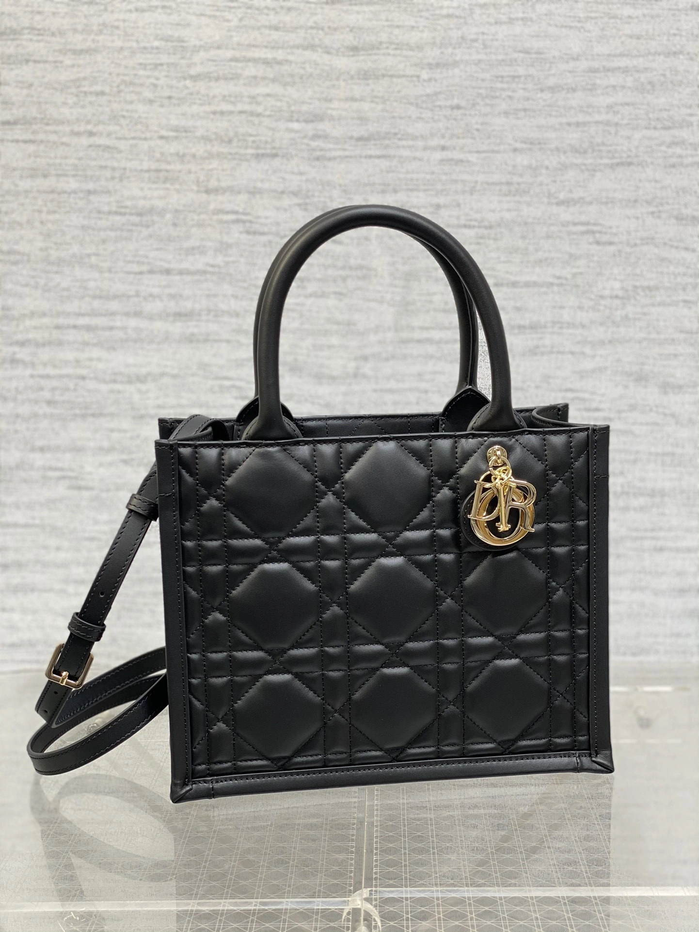 MOMO-- 4ior M1325OWHP-M900 Calfskin item:D-B109F2095
