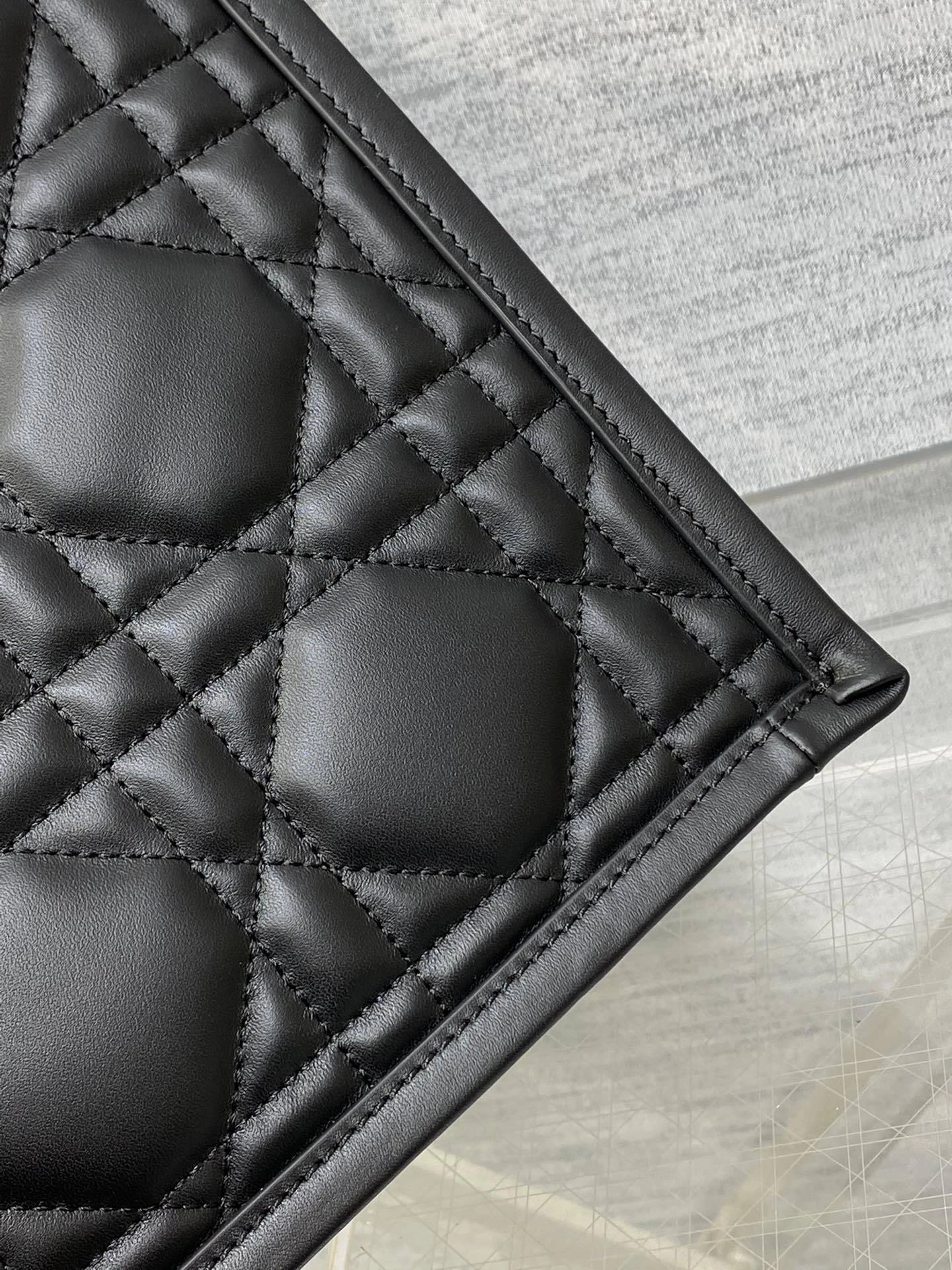 MOMO-- 4ior M1325OWHP-M900 Calfskin item:D-B109F2095