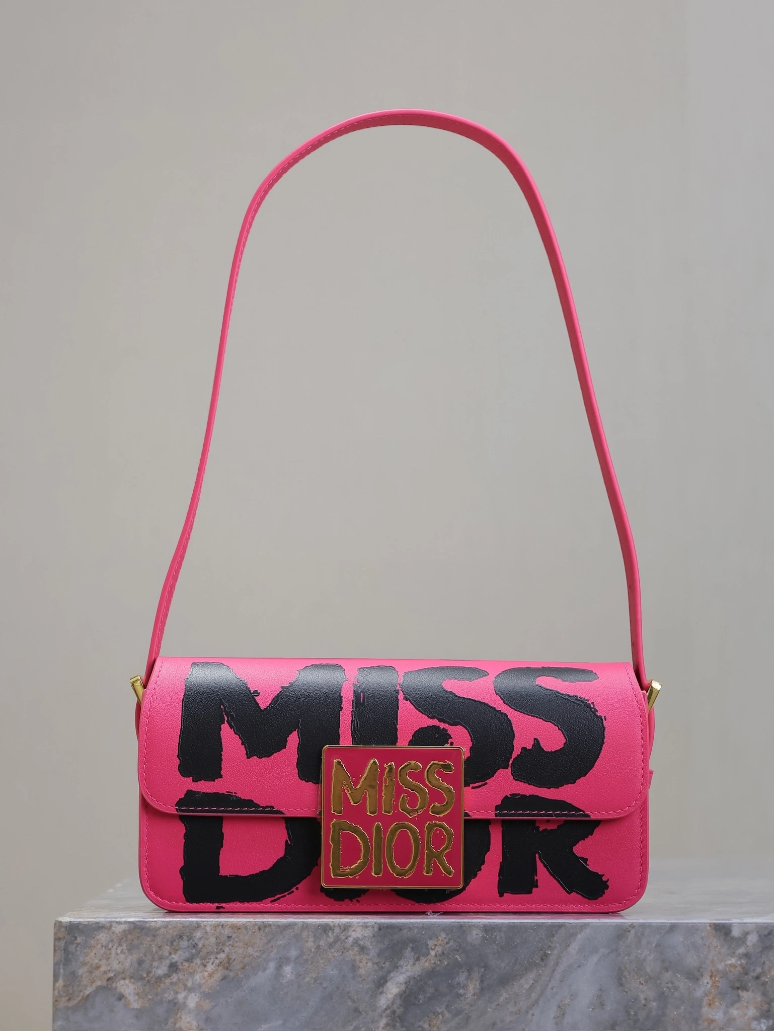 MOMO-- 4ior M2610UZCJ_M929 high quality version cowhide item:D-B000K2812