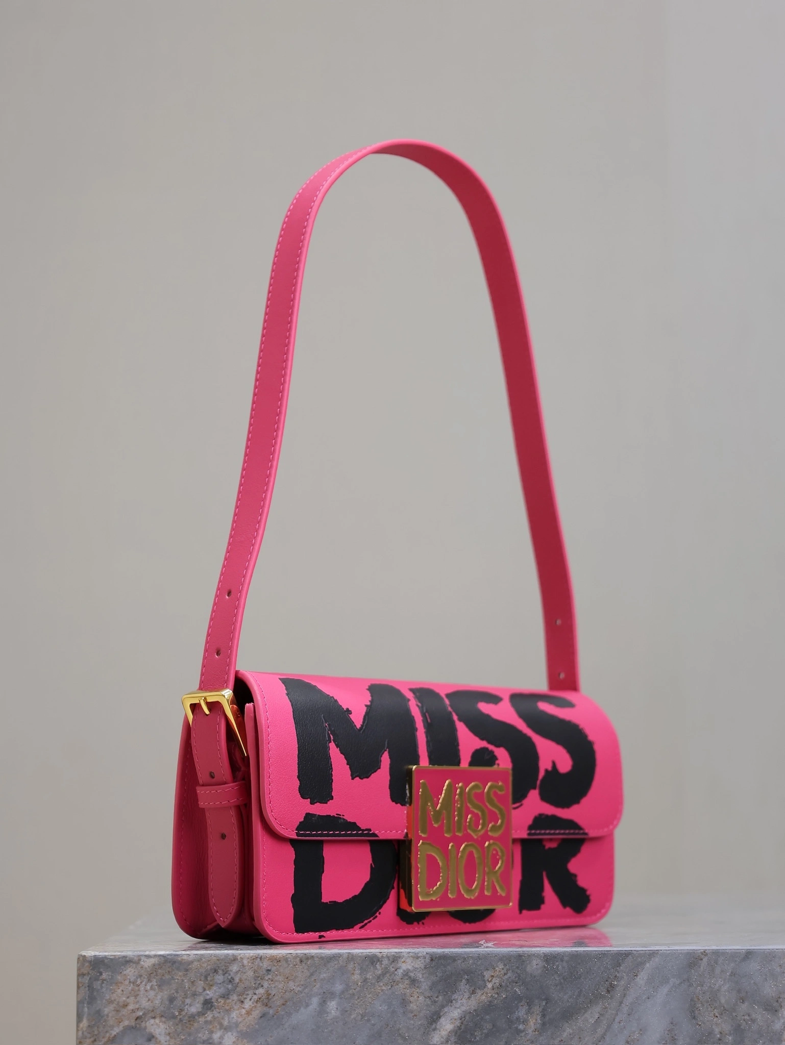 MOMO-- 4ior M2610UZCJ_M929 high quality version cowhide item:D-B000K2812