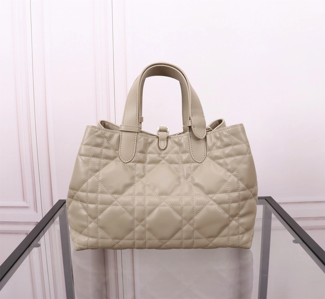 MOMO-- 4ior M2821OSHJ_M51U high quality version cowhide Toujours item:D-B000J3007