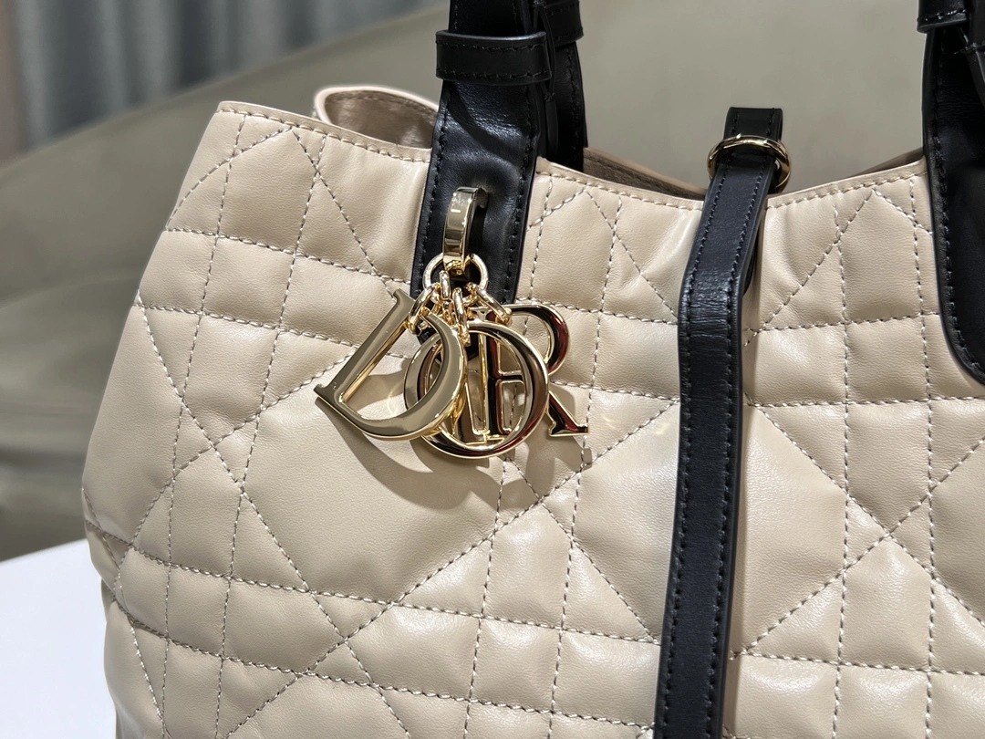 MOMO-- 4ior M2822OSIY_M963 high quality version Toujours cowhide item:D-B007K2806