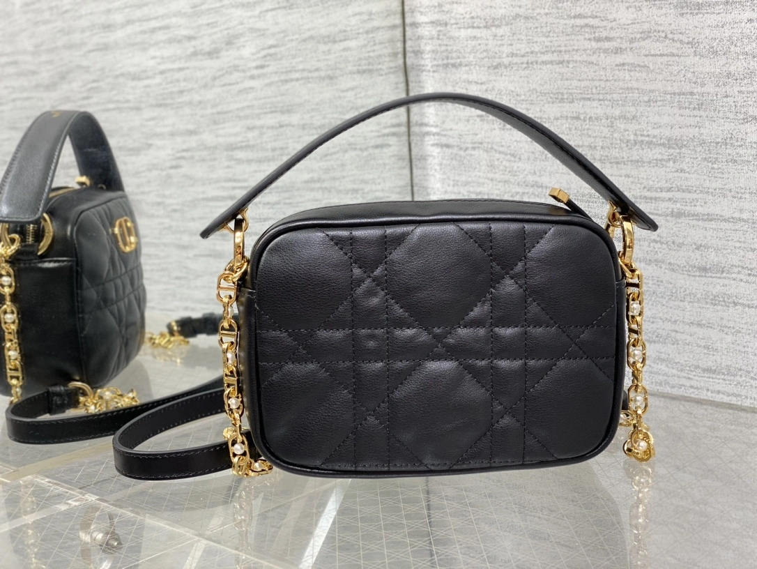 MOMO-- 4ior M3352UBHM-M900 Caro cowhide item:D-B109F2077