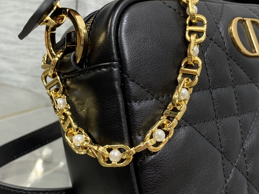 MOMO-- 4ior M3352UBHM-M900 Caro cowhide item:D-B109F2077
