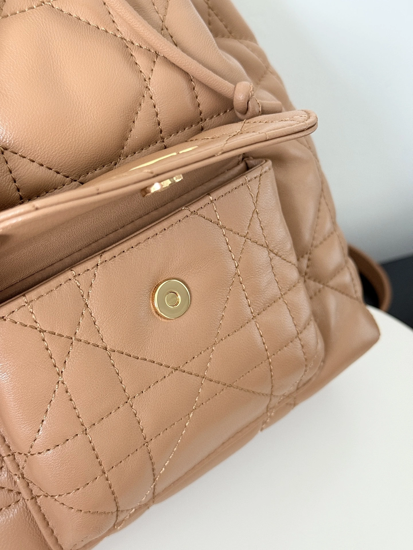 MOMO-- 4ior M3372UNOZ-M34U high quality version Caro sheepskin item:E-B805J2434