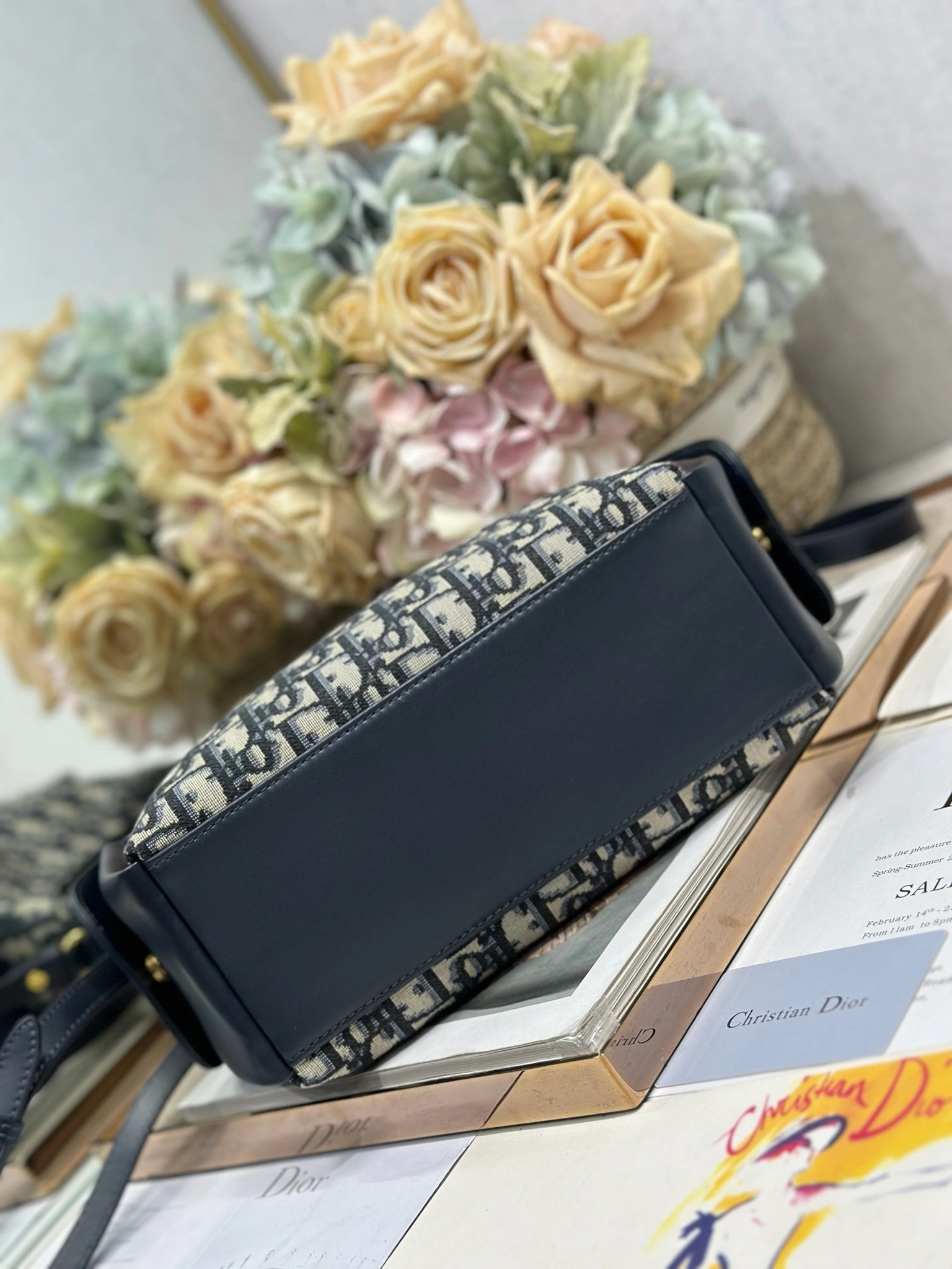MOMO-- 4ior M6323UDDS-M928 high quality version D-Dream item:E-B000L2031T