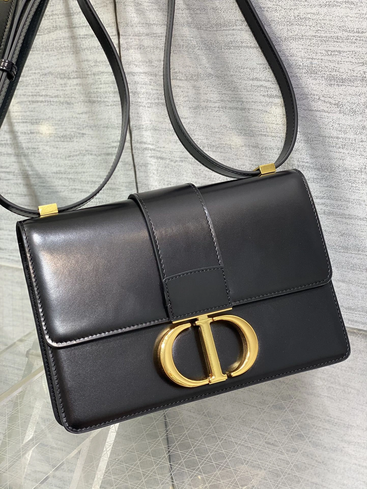 MOMO-- 4ior M9234UHEL_M900 high quality version item:D-B000J3030