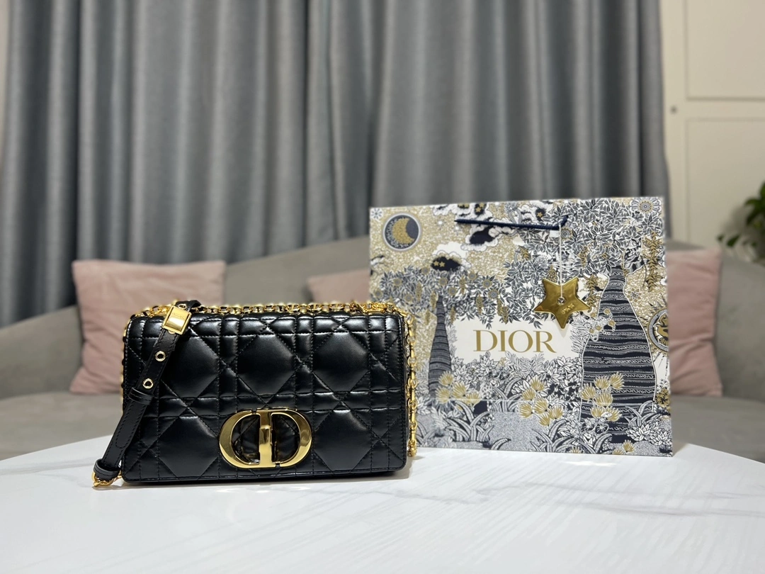 MOMO-- 4ior M9242UNGK_M900 high quality version Caro cowhide item:D-B000J3028