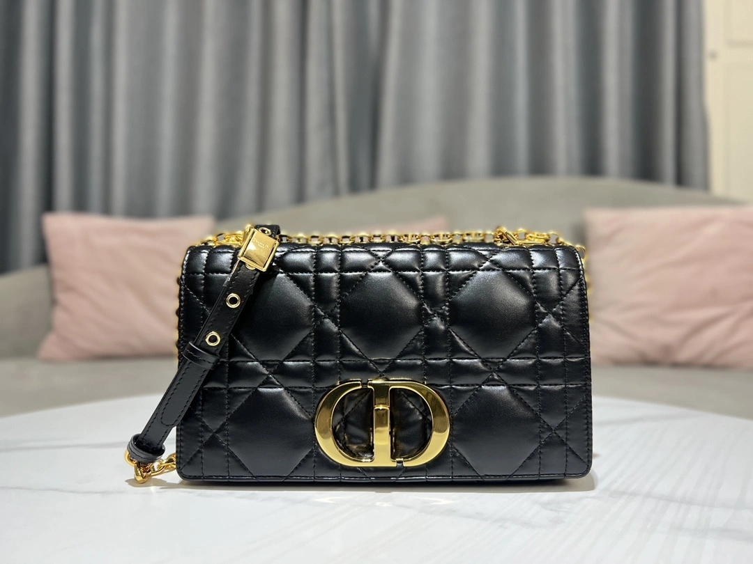 MOMO-- 4ior M9242UNGK_M900 high quality version Caro cowhide item:D-B000J3028