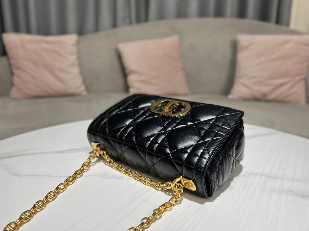 MOMO-- 4ior M9242UNGK_M900 high quality version Caro cowhide item:D-B000J3028