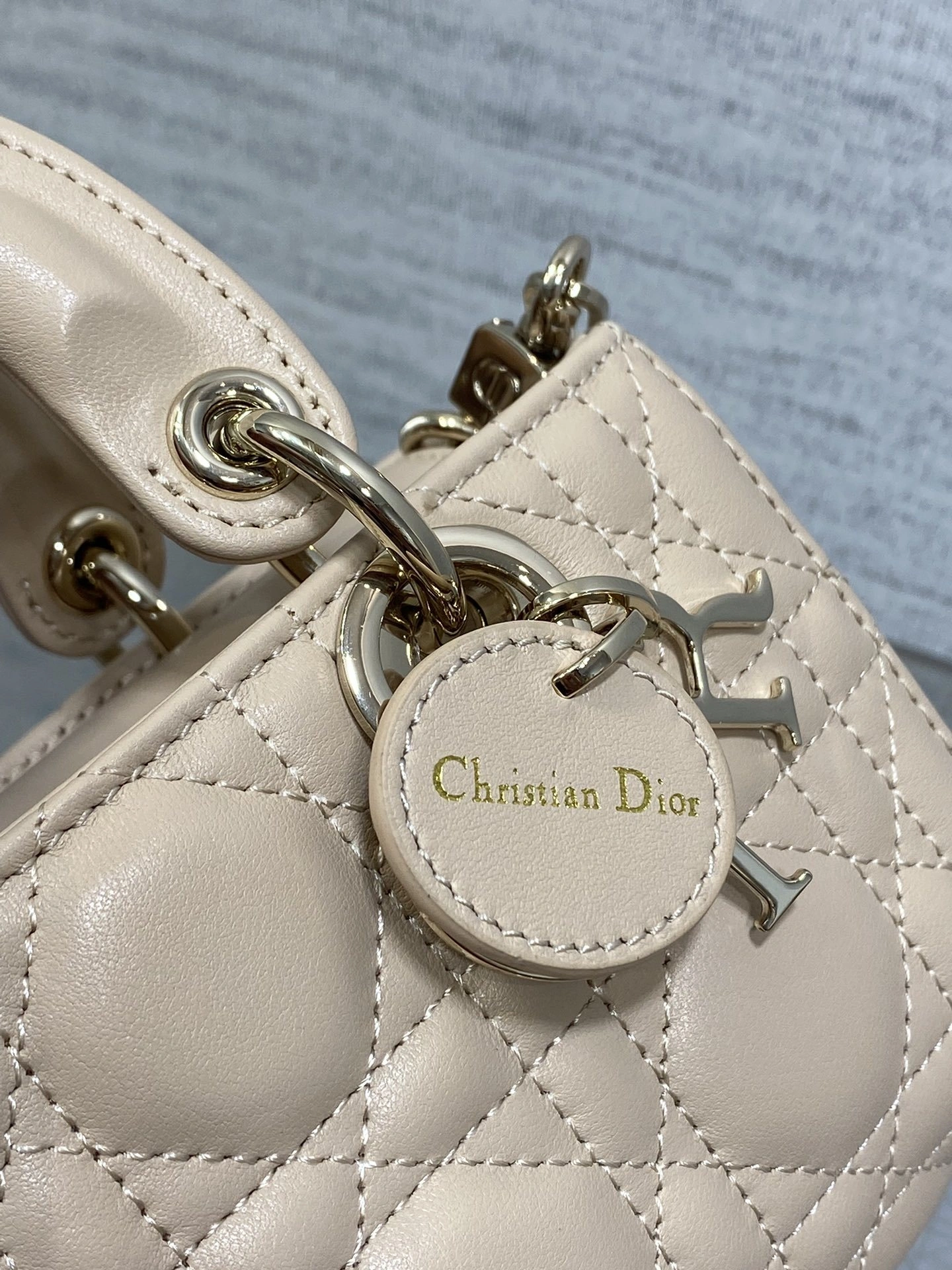 MOMO-- 4ior S0910ONGE-M50U sheepskin item:D-B109F2073