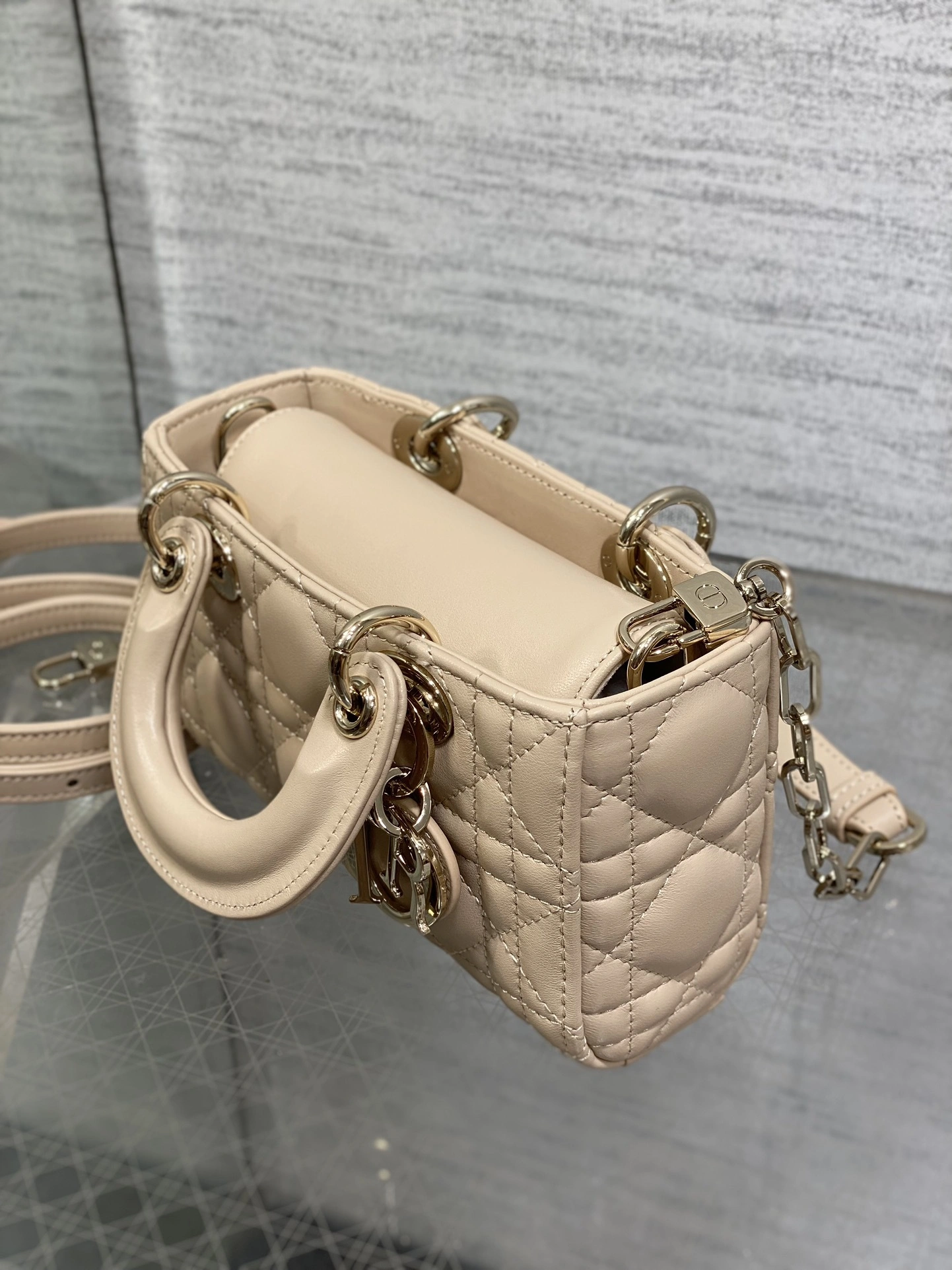 MOMO-- 4ior S0910ONGE-M50U sheepskin item:D-B109F2073