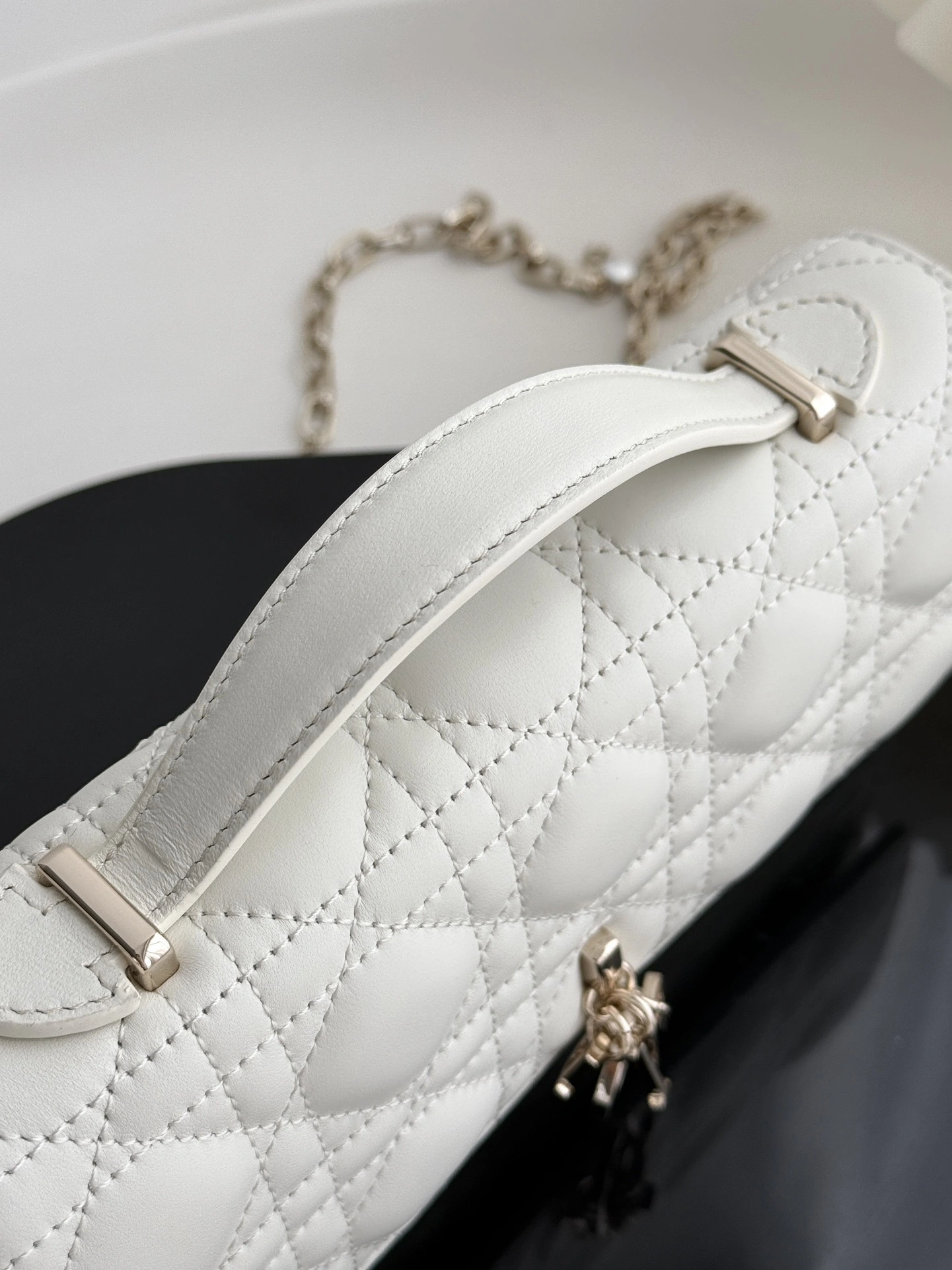 MOMO-- 4ior S0980ONMJ-M00N high quality version sheepskin item:E-B805J2441