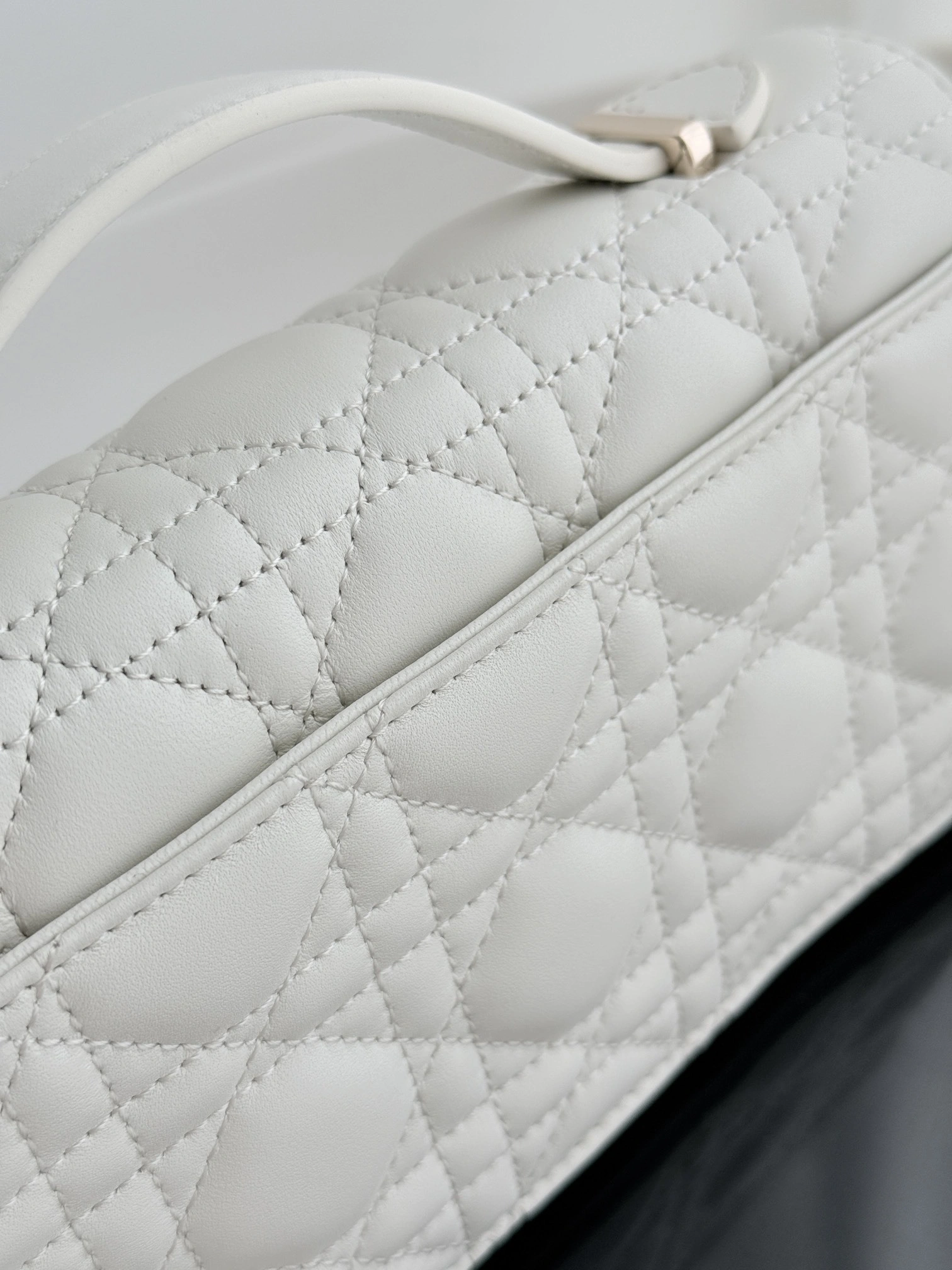 MOMO-- 4ior S0980ONMJ-M00N high quality version sheepskin item:E-B805J2441
