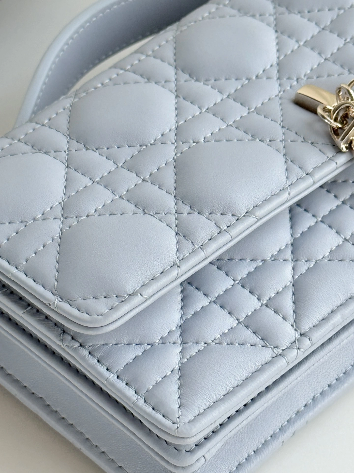 MOMO-- 4ior S0980ONMJ-M23B high quality version My sheepskin item:E-B805J2445