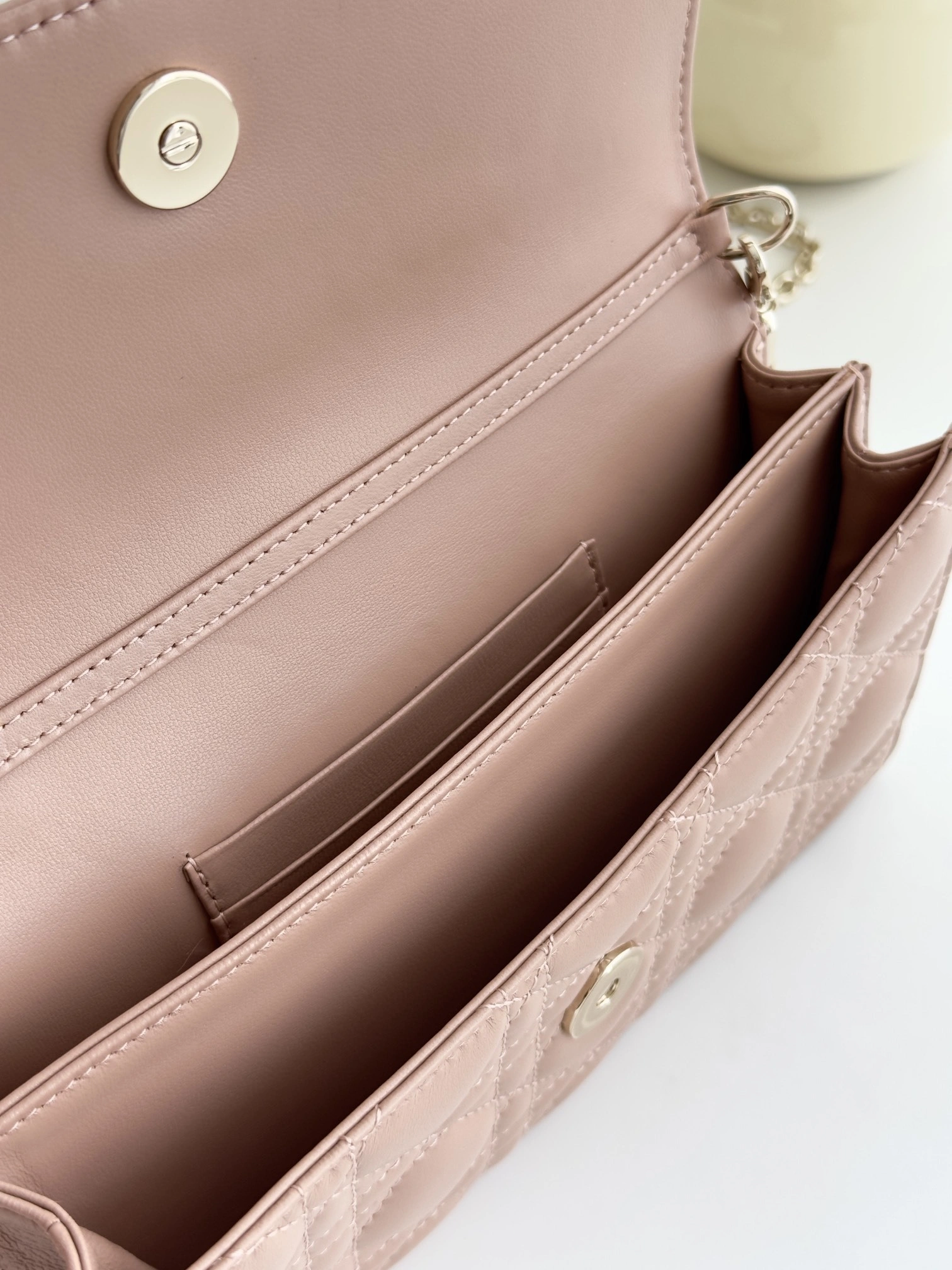 MOMO-- 4ior S0980ONMJ-M49P high quality version My sheepskin item:E-B805J2444