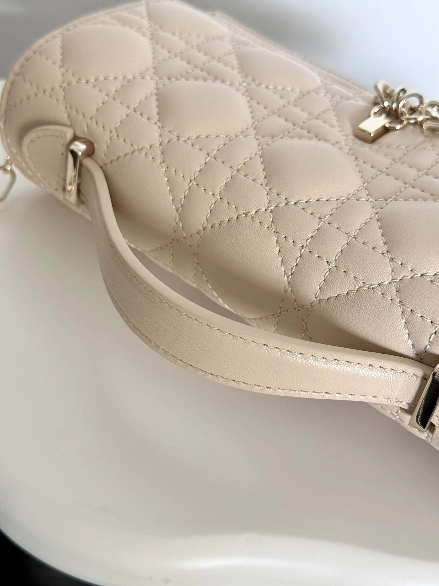 MOMO-- 4ior S0980ONMJ-M51U high quality version My sheepskin item:E-B805J2446