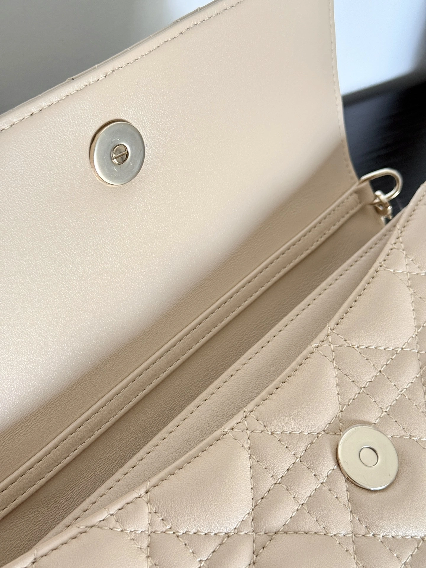 MOMO-- 4ior S0980ONMJ-M51U high quality version My sheepskin item:E-B805J2446