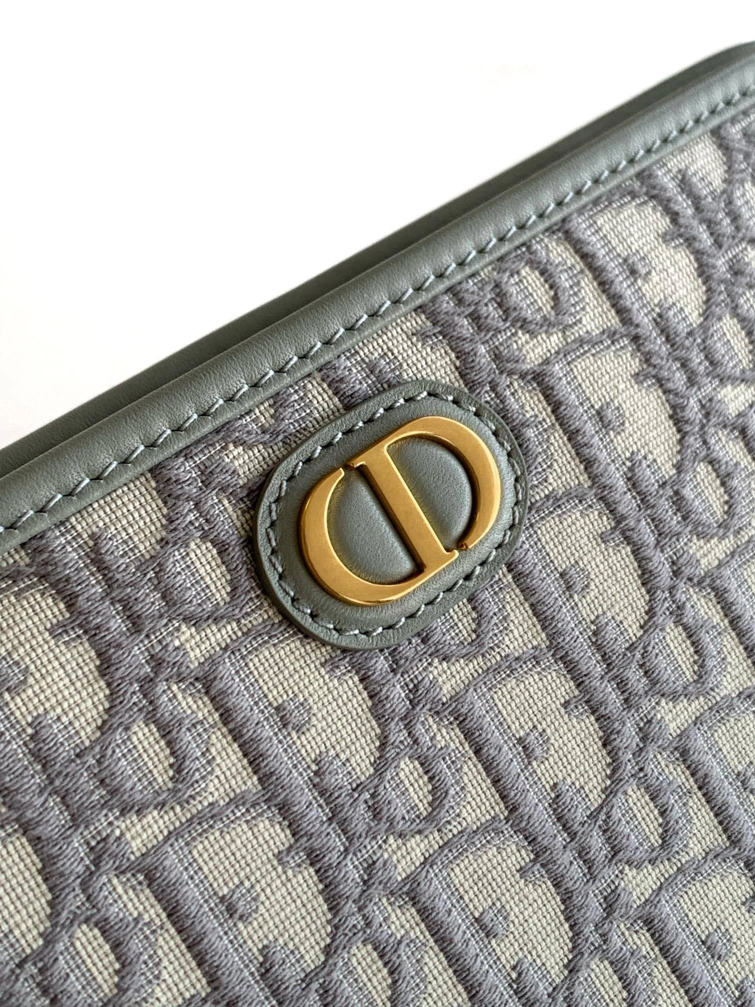 MOMO-- 4ior S2107UTZQ-M932 high quality version 30 Montaigne Dea item:E-B000I2009