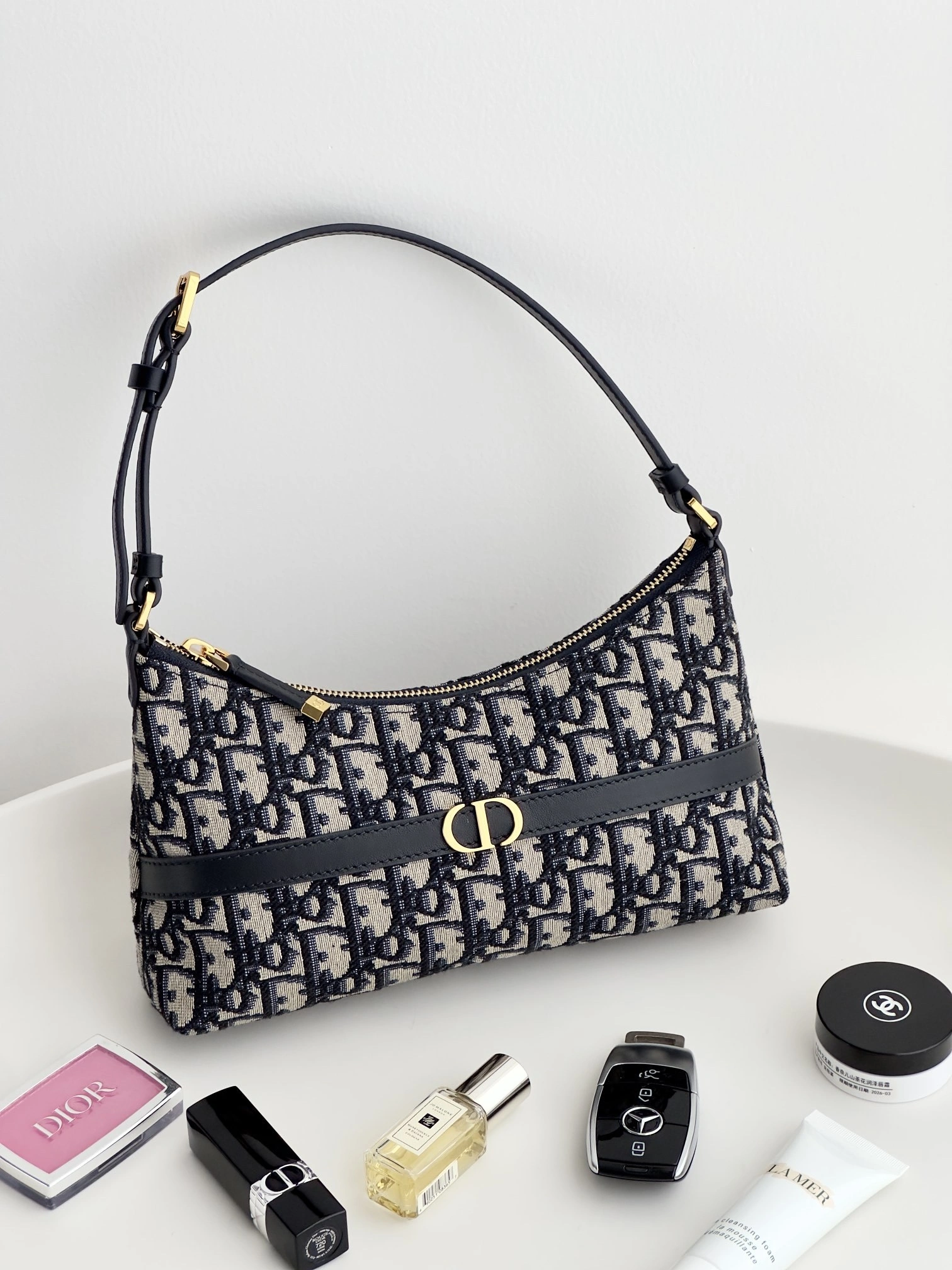 MOMO-- 4ior S2381UTZQ-M928 high quality version miss caro item:E-B805H1539
