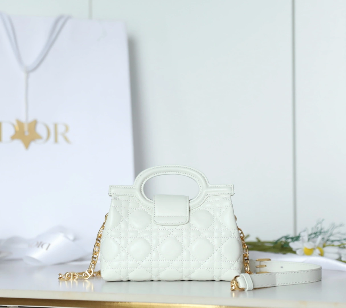 MOMO-- 4ior S3123UNJB-M030 high quality version 𝙅𝙤𝙡𝙞𝙚 𝙏𝙤𝙥 𝙃𝙖𝙣𝙙𝙡𝙚 sheepskin item:F-B813A2305