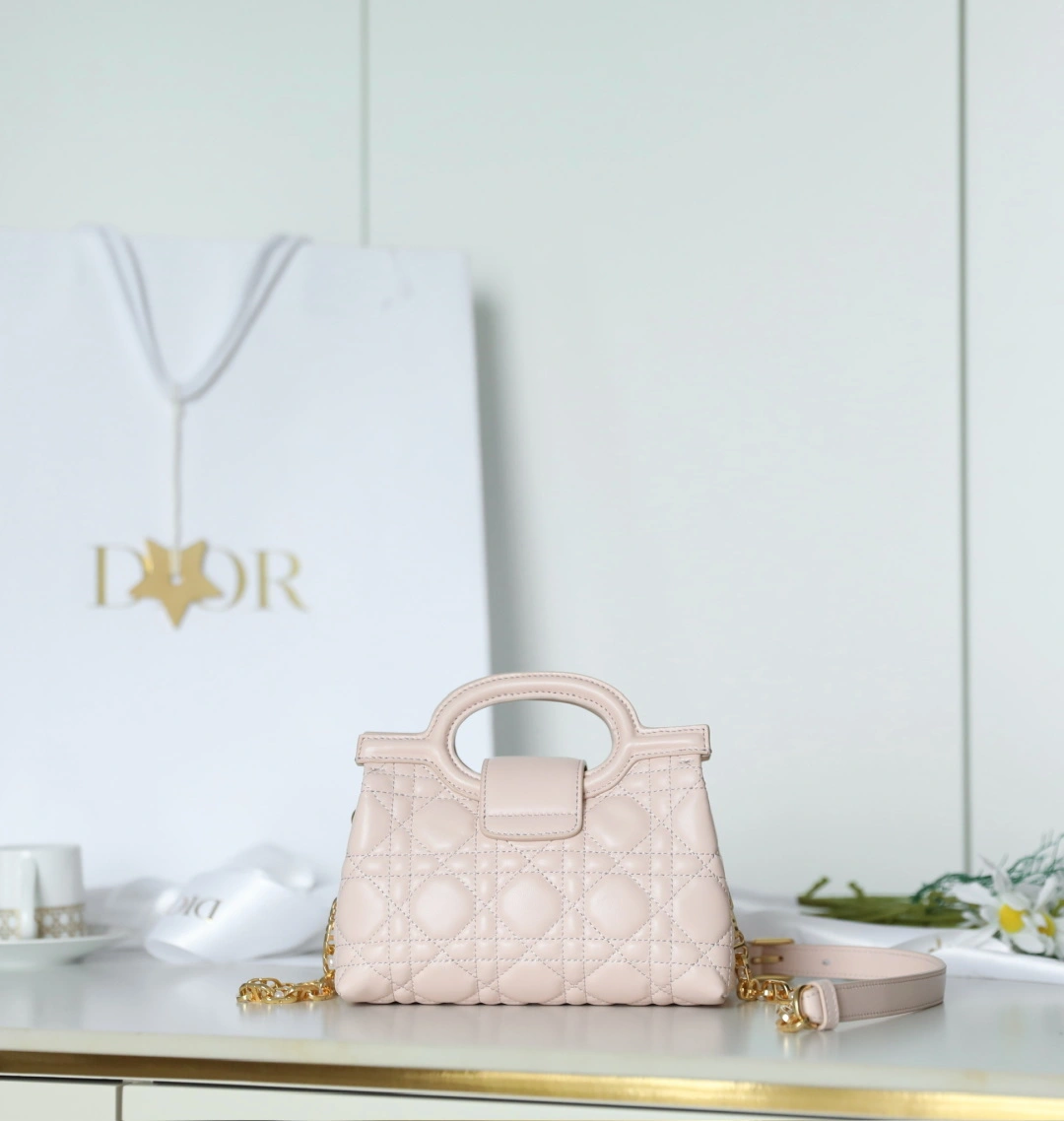 MOMO-- 4ior S3123UNJB-M413 high quality version 𝙅𝙤𝙡𝙞𝙚 𝙏𝙤𝙥 𝙃𝙖𝙣𝙙𝙡𝙚 sheepskin item:F-B813A2306
