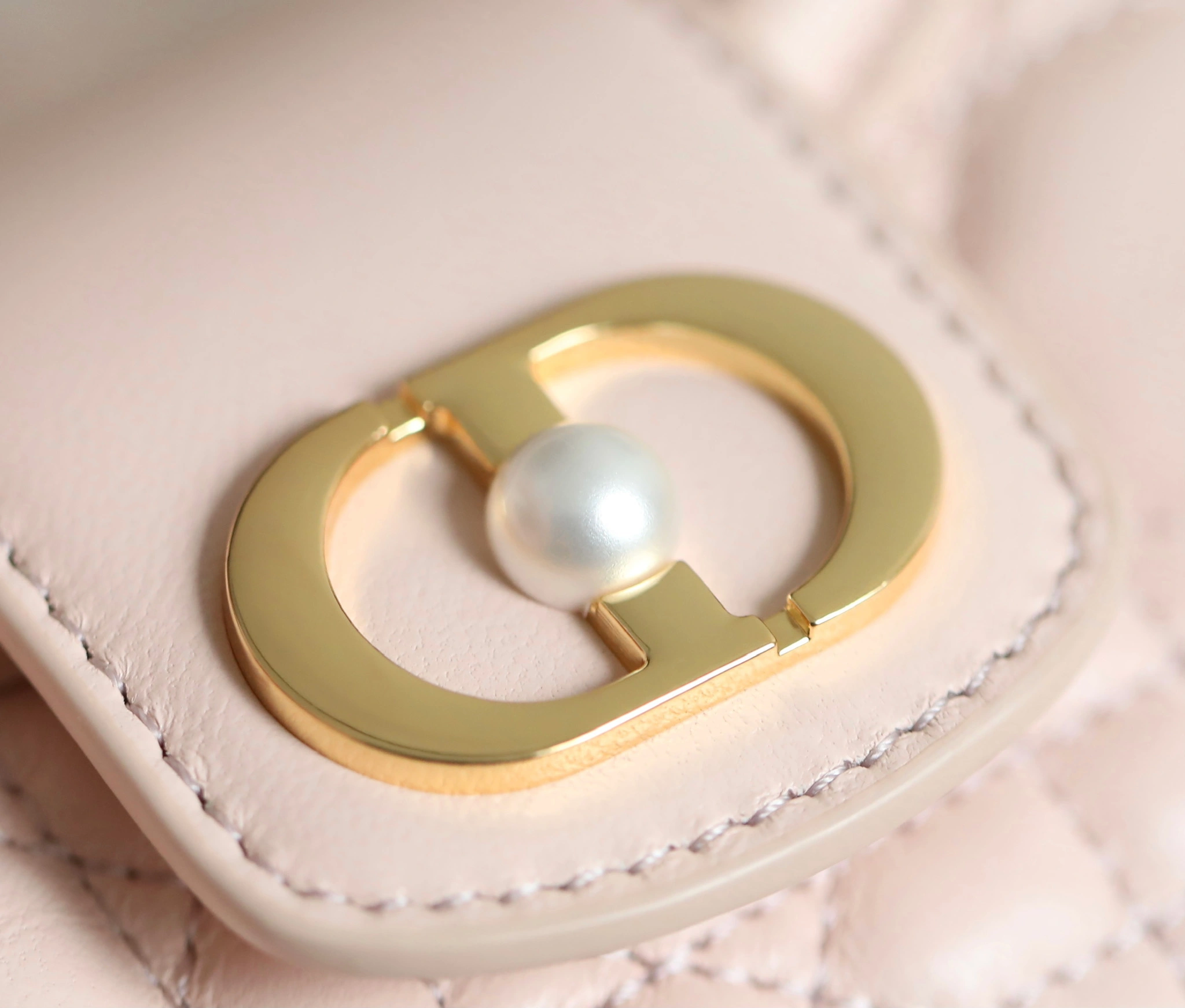 MOMO-- 4ior S3123UNJB-M413 high quality version 𝙅𝙤𝙡𝙞𝙚 𝙏𝙤𝙥 𝙃𝙖𝙣𝙙𝙡𝙚 sheepskin item:F-B813A2306