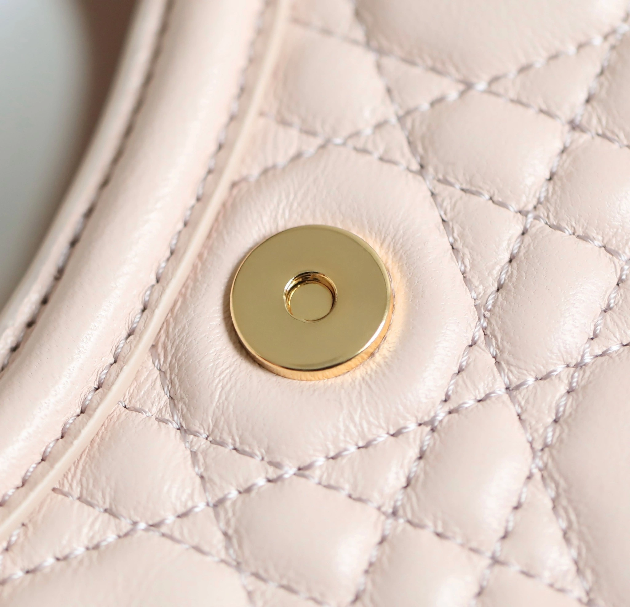 MOMO-- 4ior S3123UNJB-M413 high quality version 𝙅𝙤𝙡𝙞𝙚 𝙏𝙤𝙥 𝙃𝙖𝙣𝙙𝙡𝙚 sheepskin item:F-B813A2306