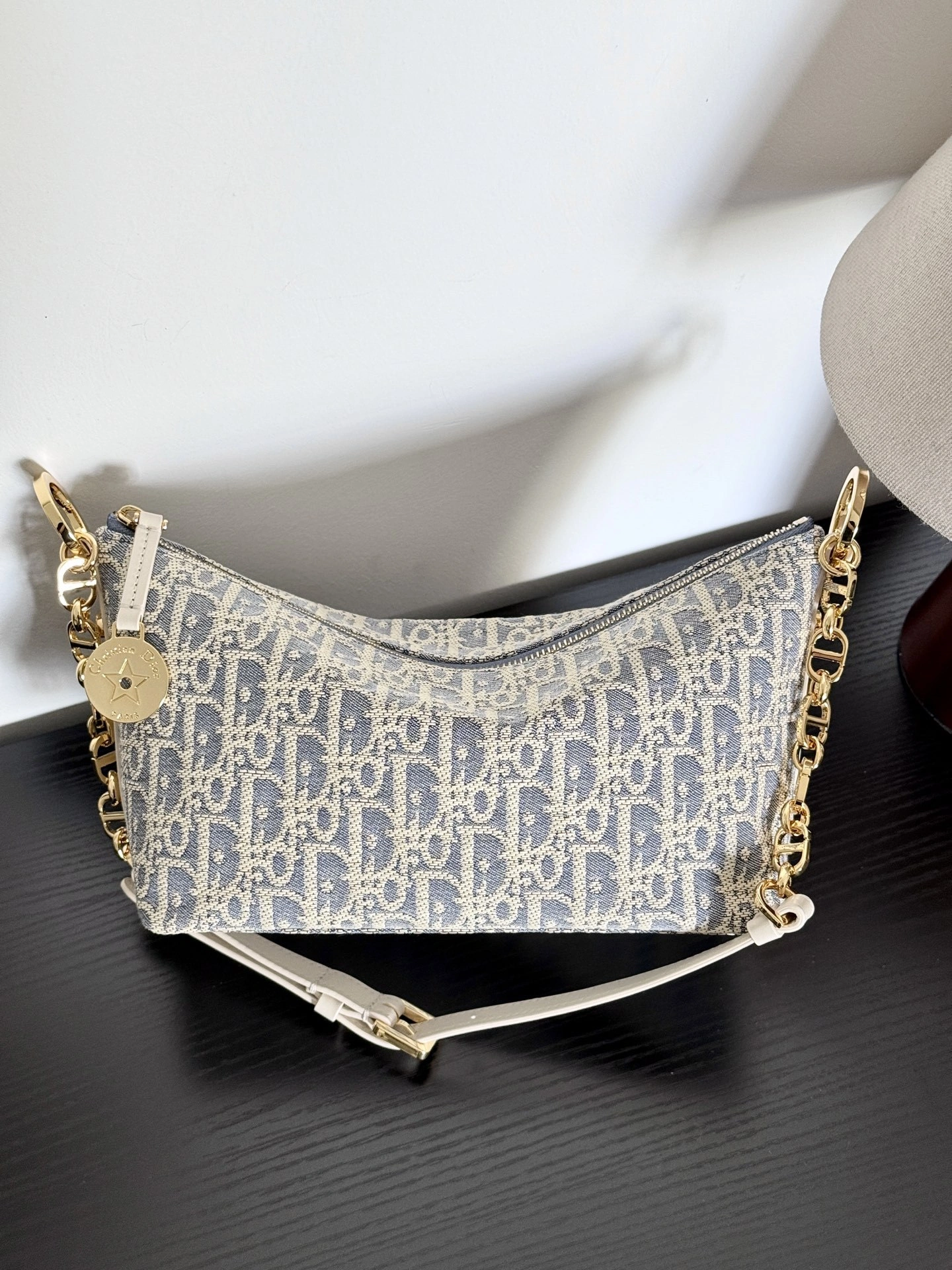 MOMO-- 4ior S3202UDFD_M925 high quality version cowhide item:E-B805J2456