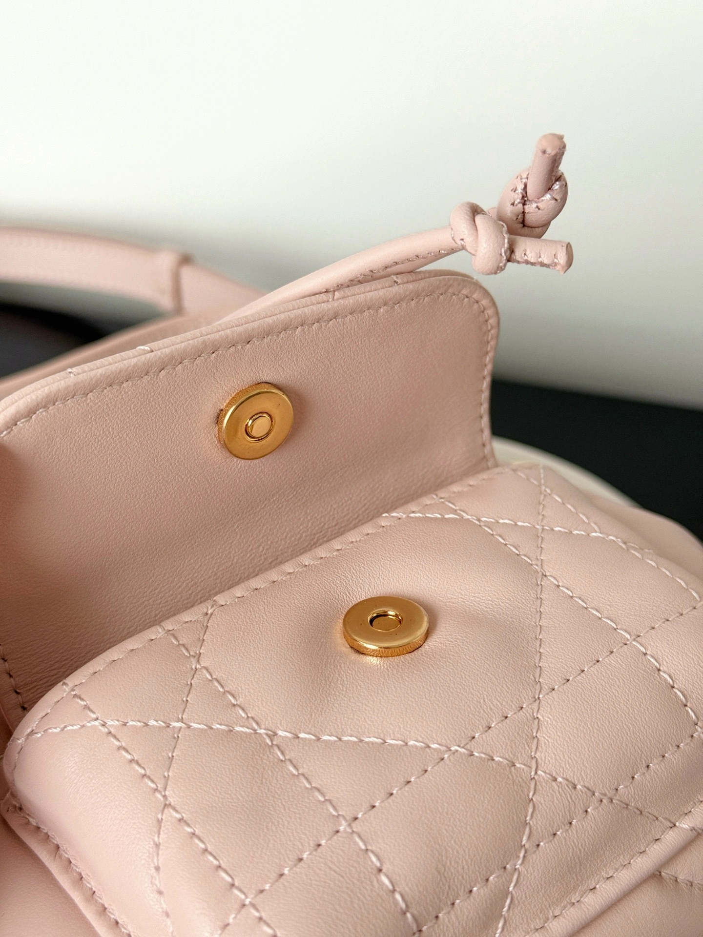 MOMO-- 4ior S5250UNOZ-M413 high quality version Caro sheepskin item:E-B805J2435