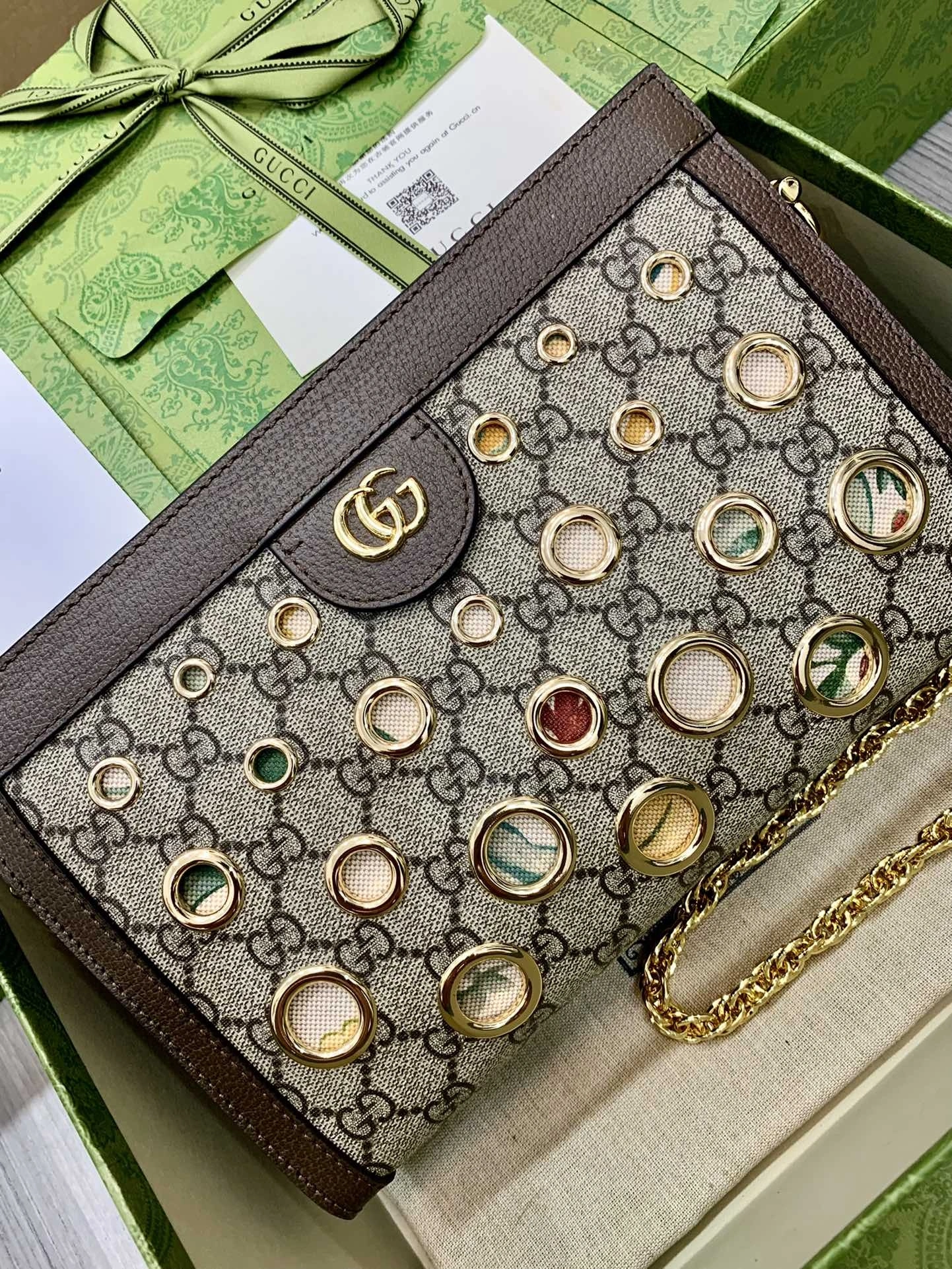 MOMO-- 503877-UIQJG-8556 high quality version item：C-B007F1873R