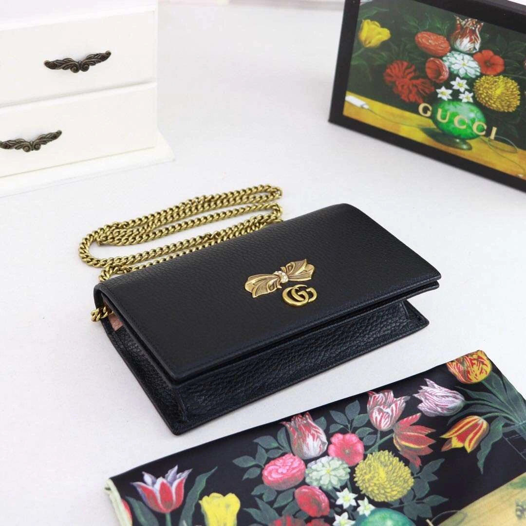 *MOMO---524293 cowhide item : A-B00G3156
