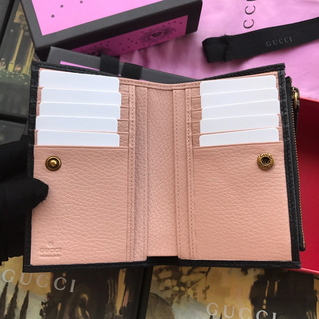 MOMO---524300 item : A-B040H1633A