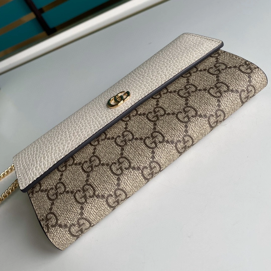 MOMO---546585 cowhide item : A-B00H1927A