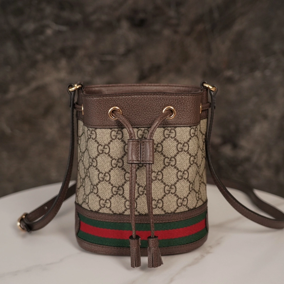MOMO-- ‎550620 96I3B 8745 550620-96I3B-8745 item：C-B461H1129Q