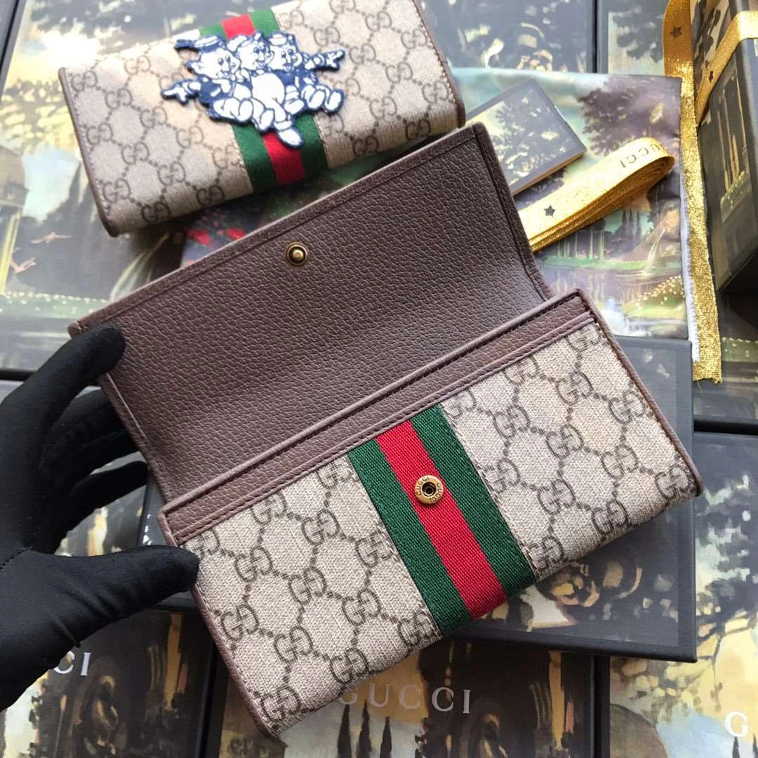 *MOMO---557803Disey item : A-B00G3015