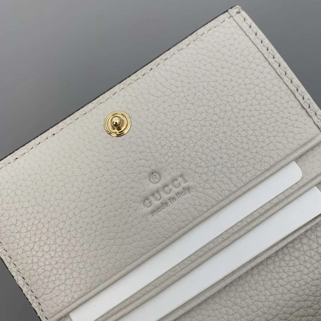 *MOMO---570660 cowhide item : A-B202G2935