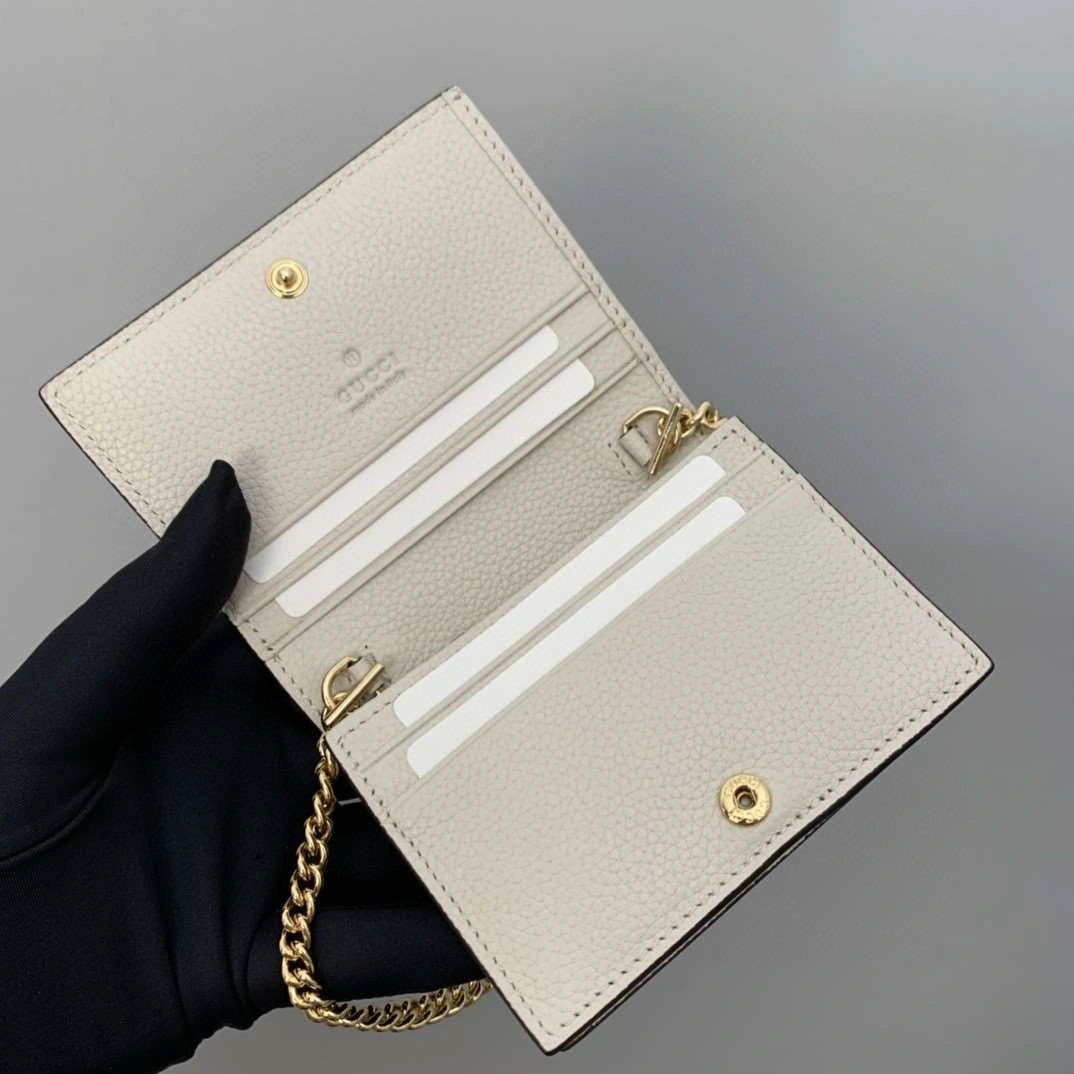 *MOMO---570660 cowhide item : A-B202G2935