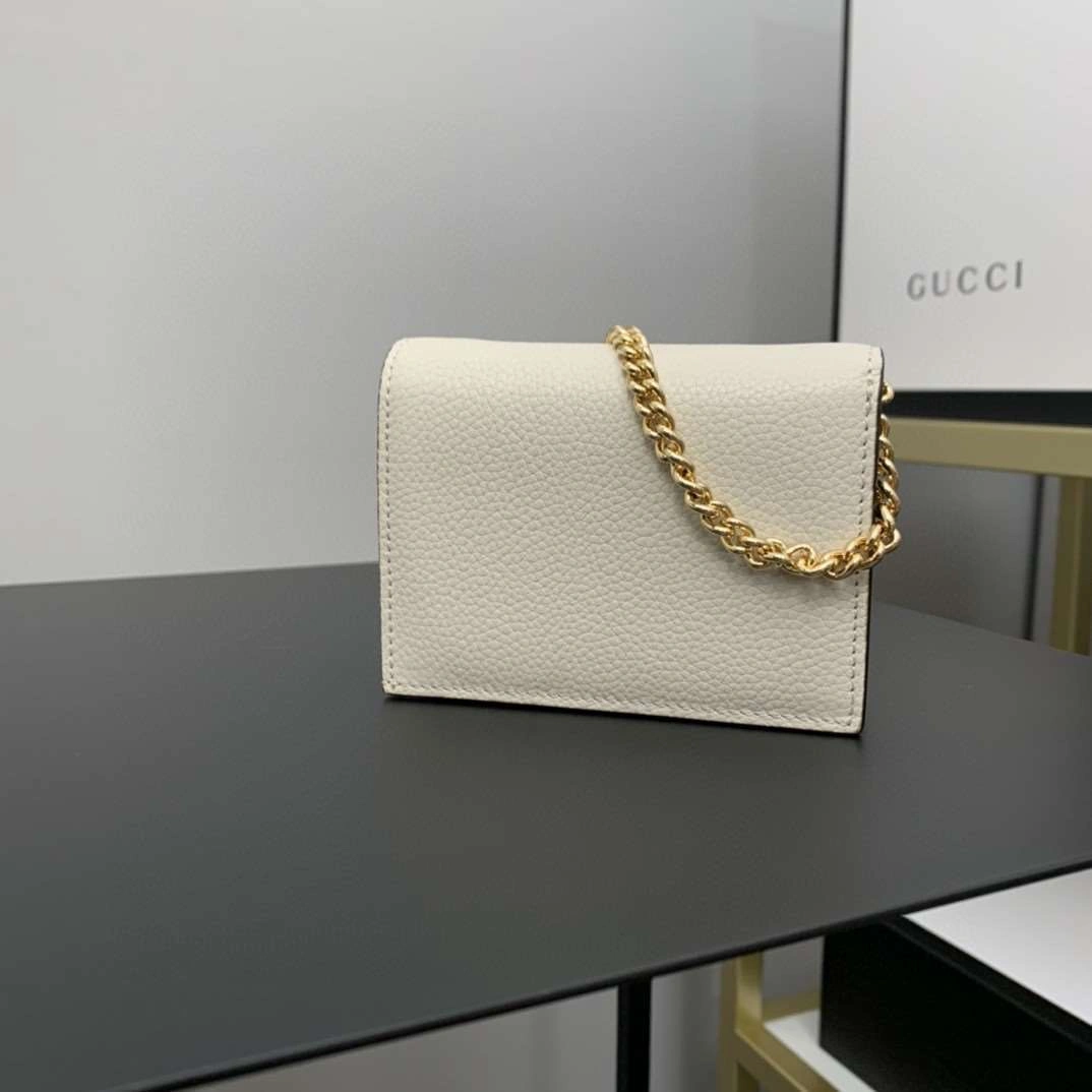 *MOMO---570660 cowhide item : A-B202G2935