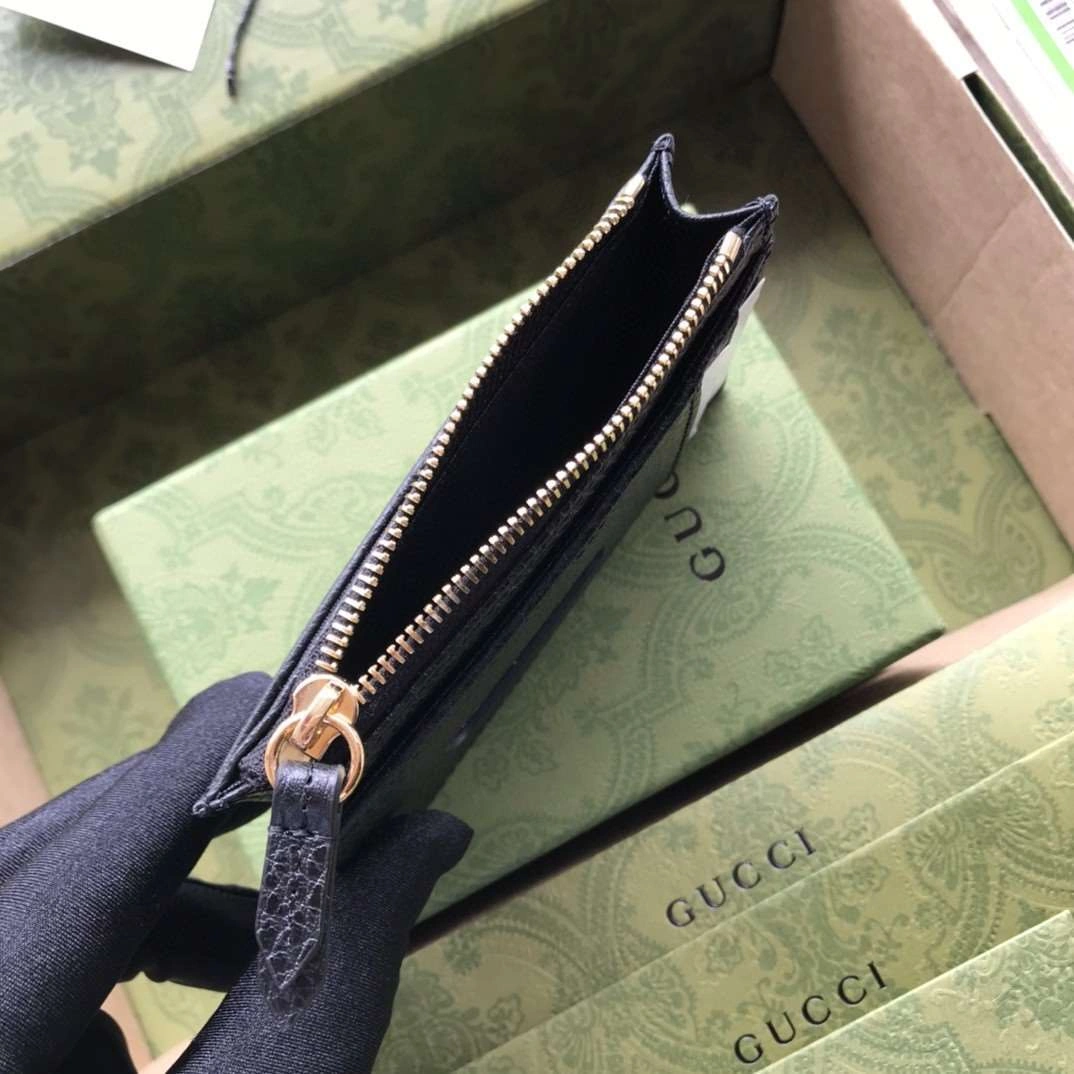 *MOMO---574804 cowhide item : A-B00G2934