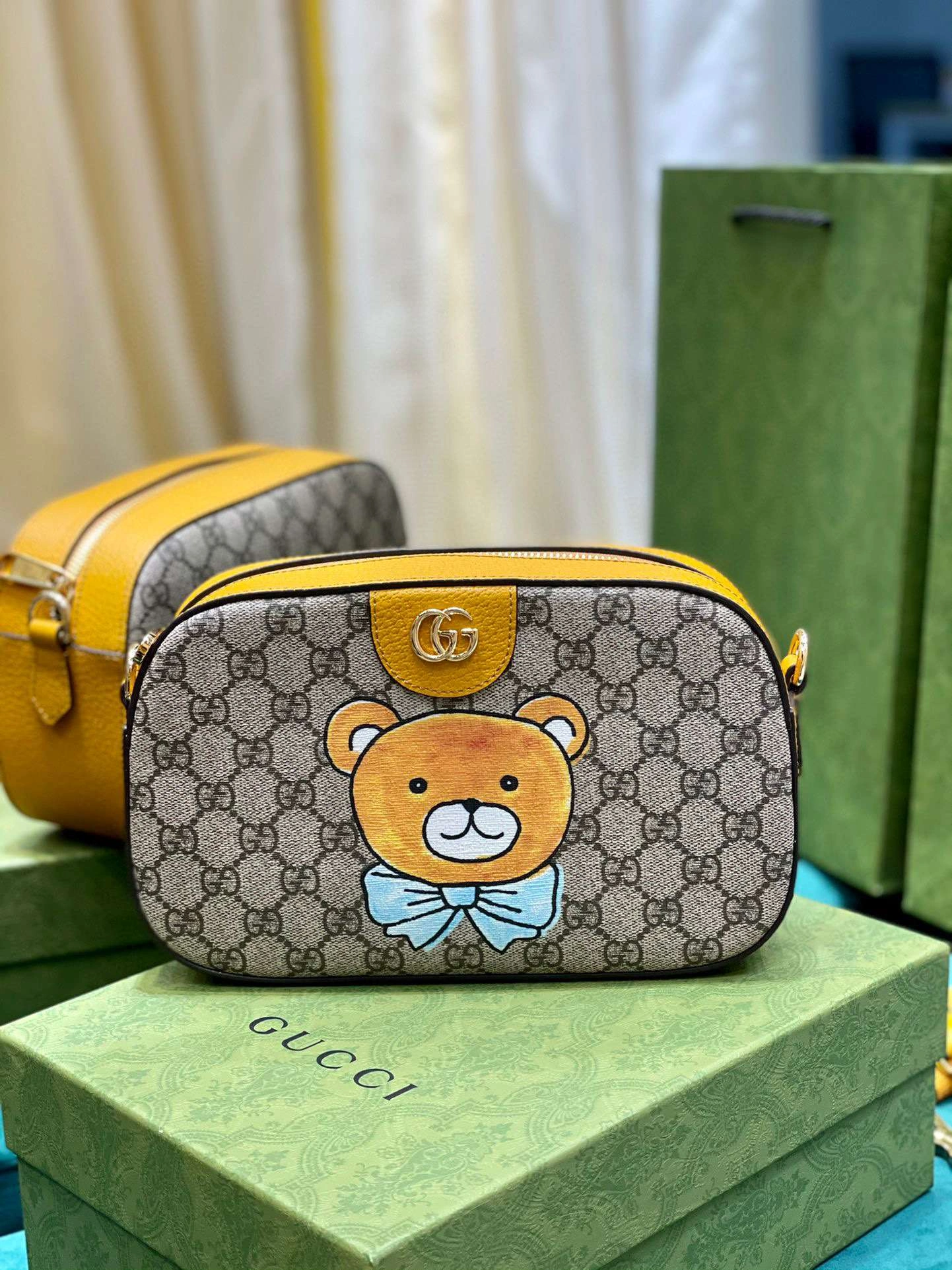 MOMO-- 574886 item :242B30E2623