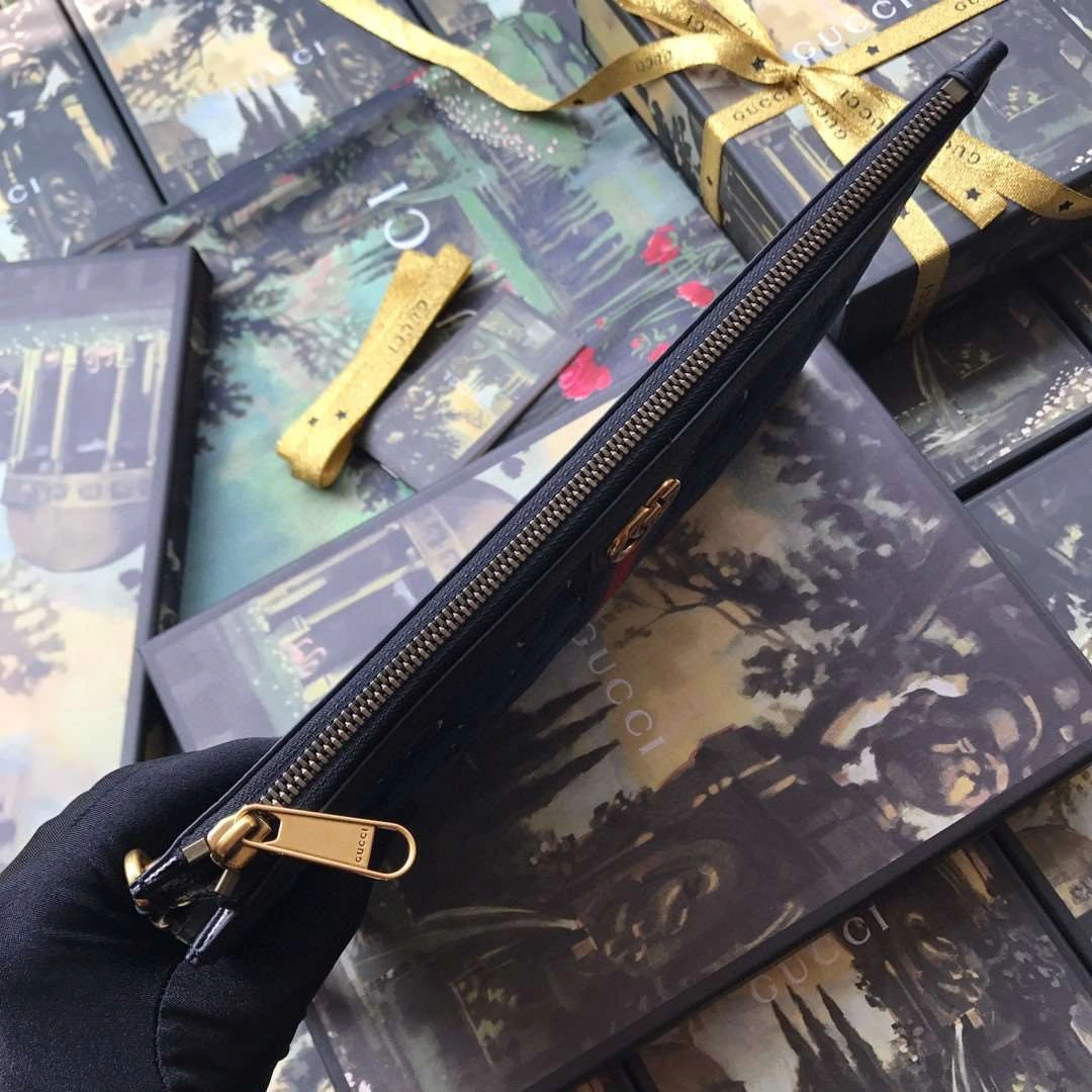 *MOMO---575371 cowhide item : A-B00G3120