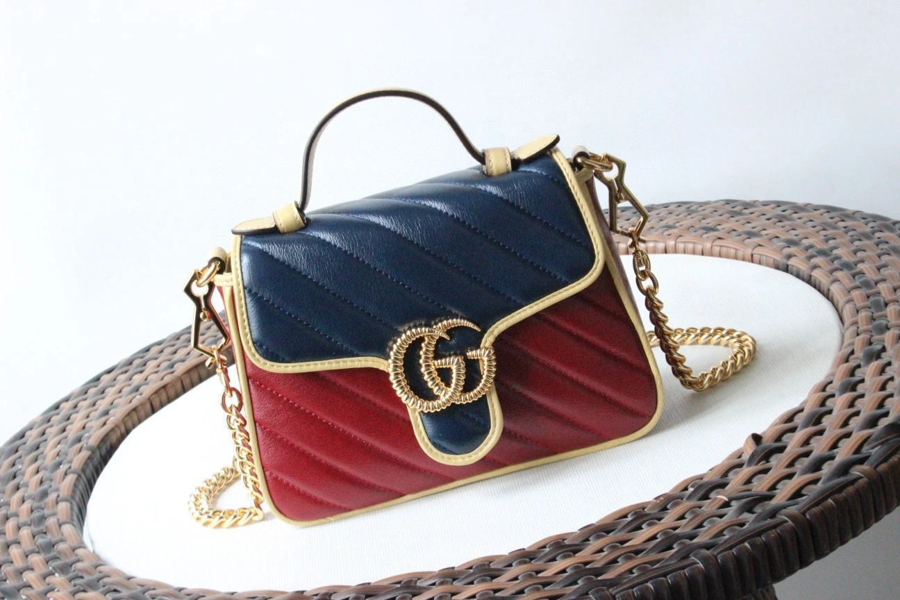 MOMO---583571 cowhide item : A-B191H1803A