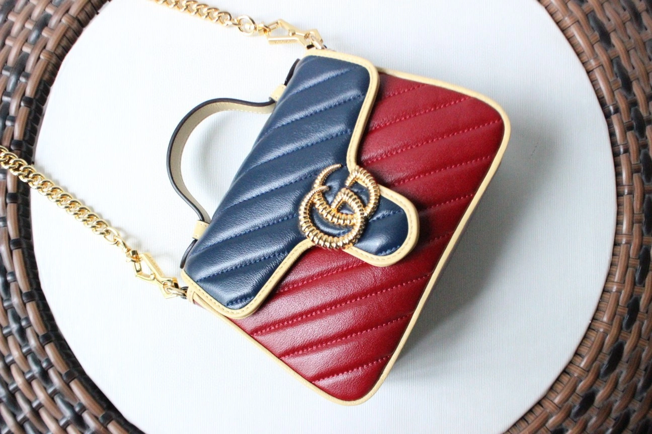 MOMO---583571 cowhide item : A-B191H1803A